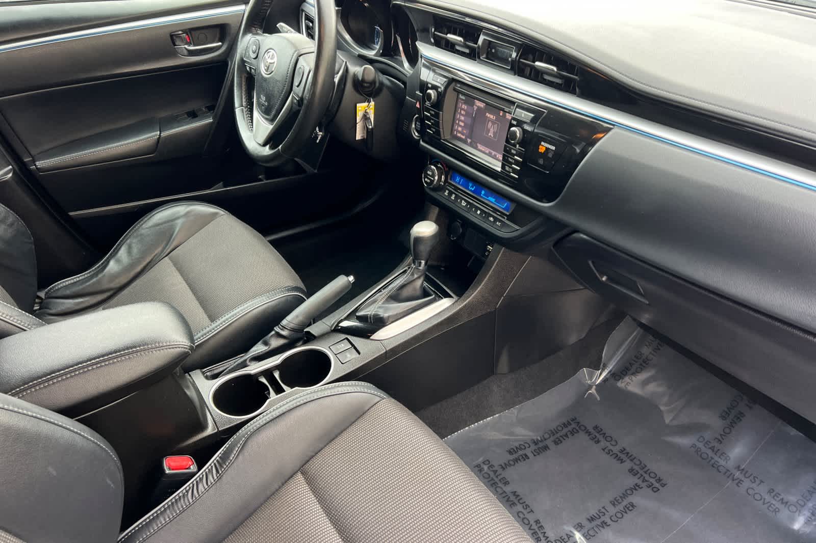 Thumbnail: 2014 Toyota Corolla - 15