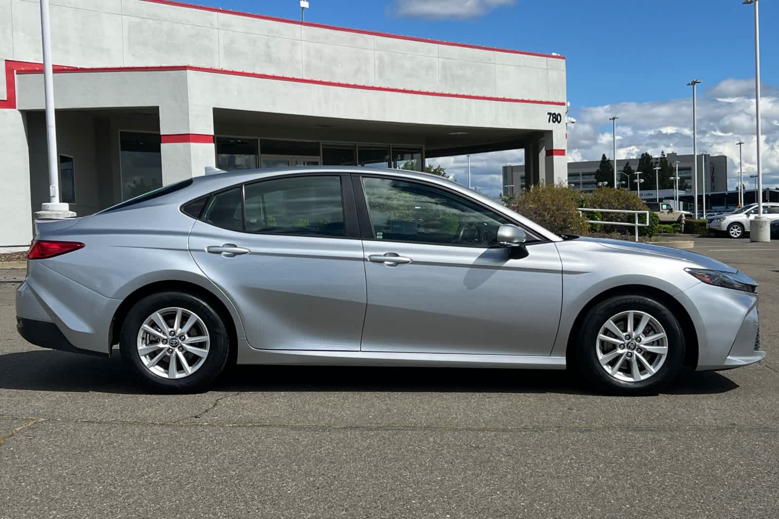 Thumbnail: 2025 Toyota Camry - 6