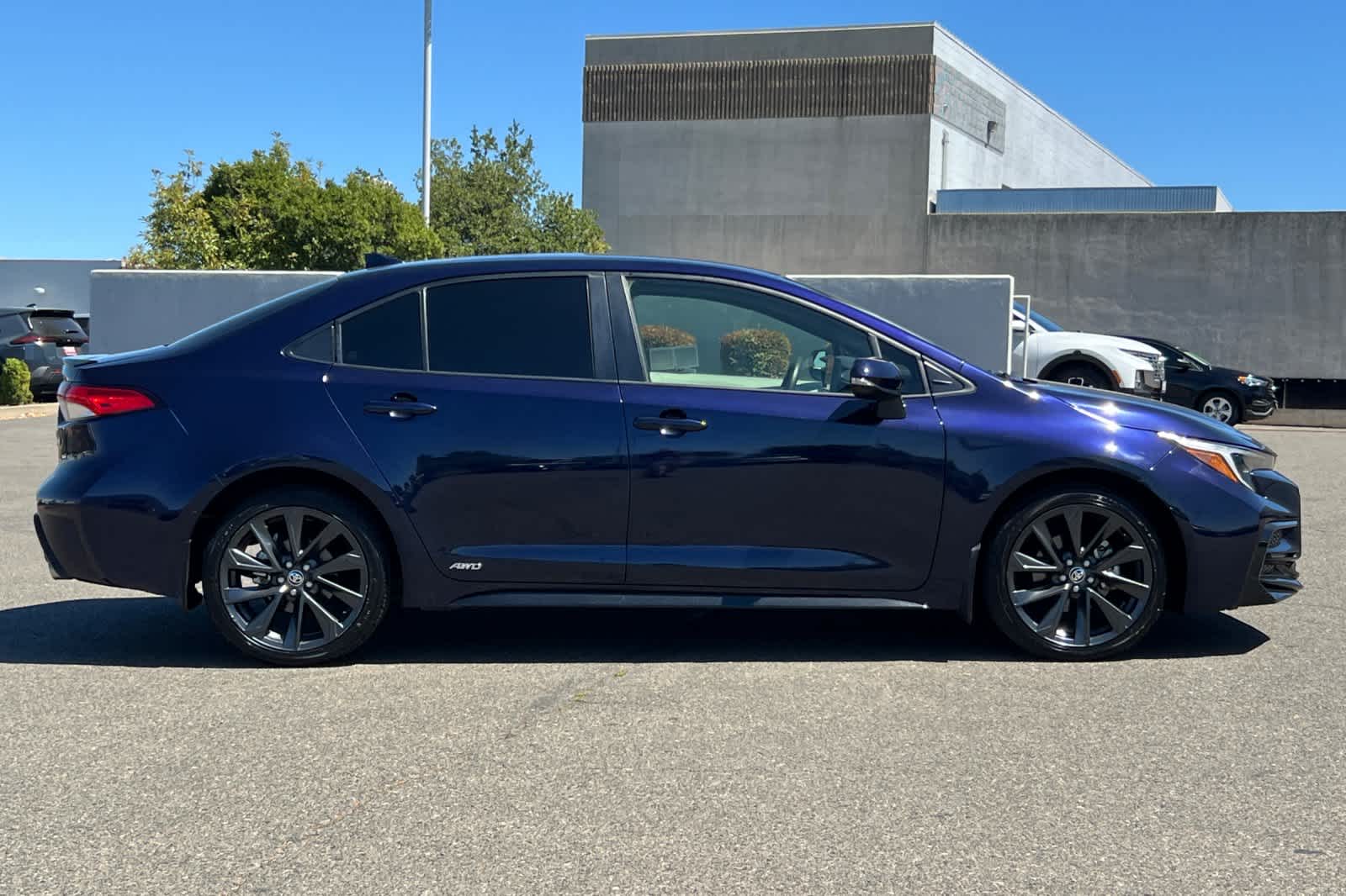 Thumbnail: 2024 Toyota Corolla - 6