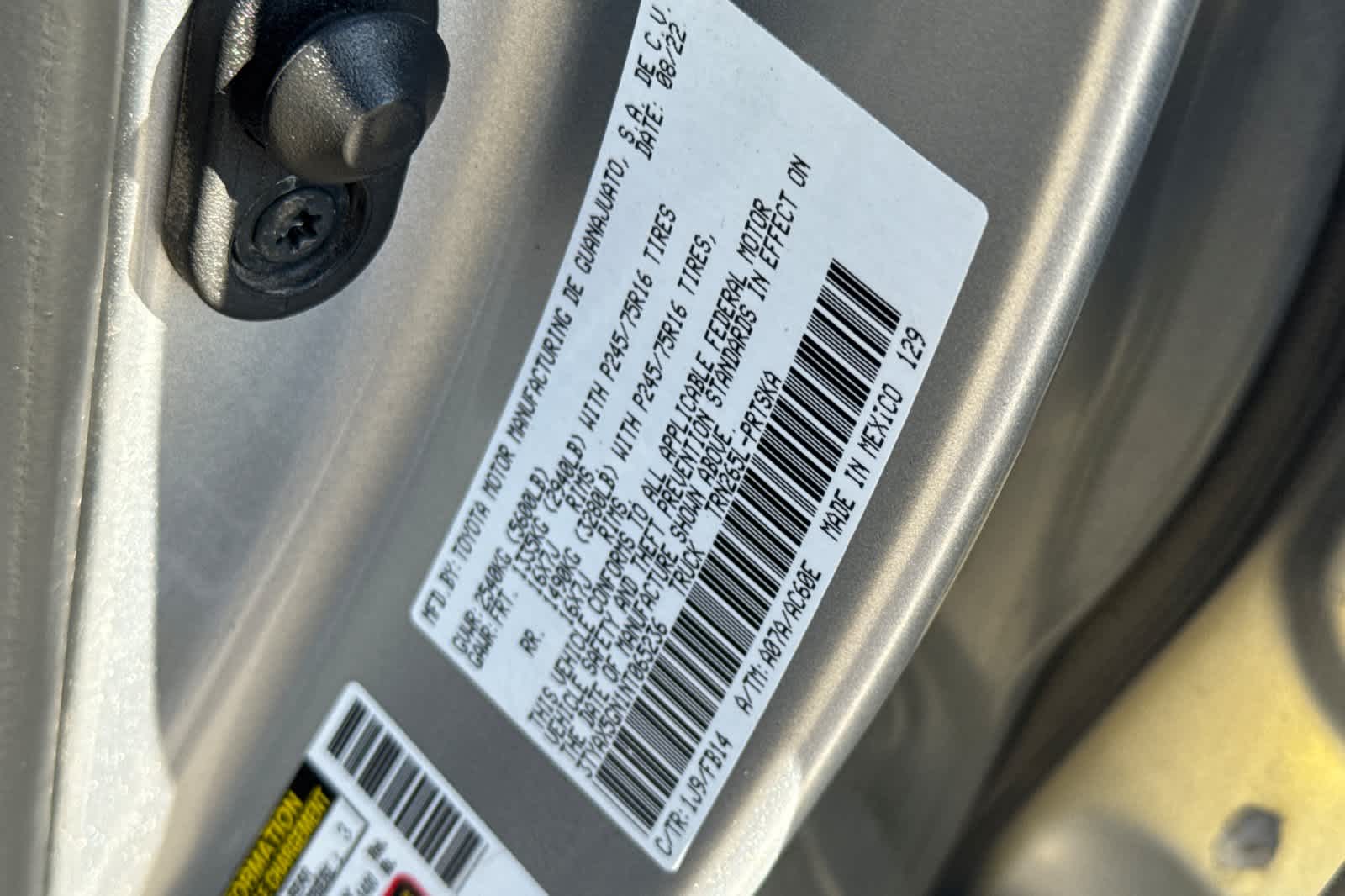 Thumbnail: 2022 Toyota Tacoma - 31