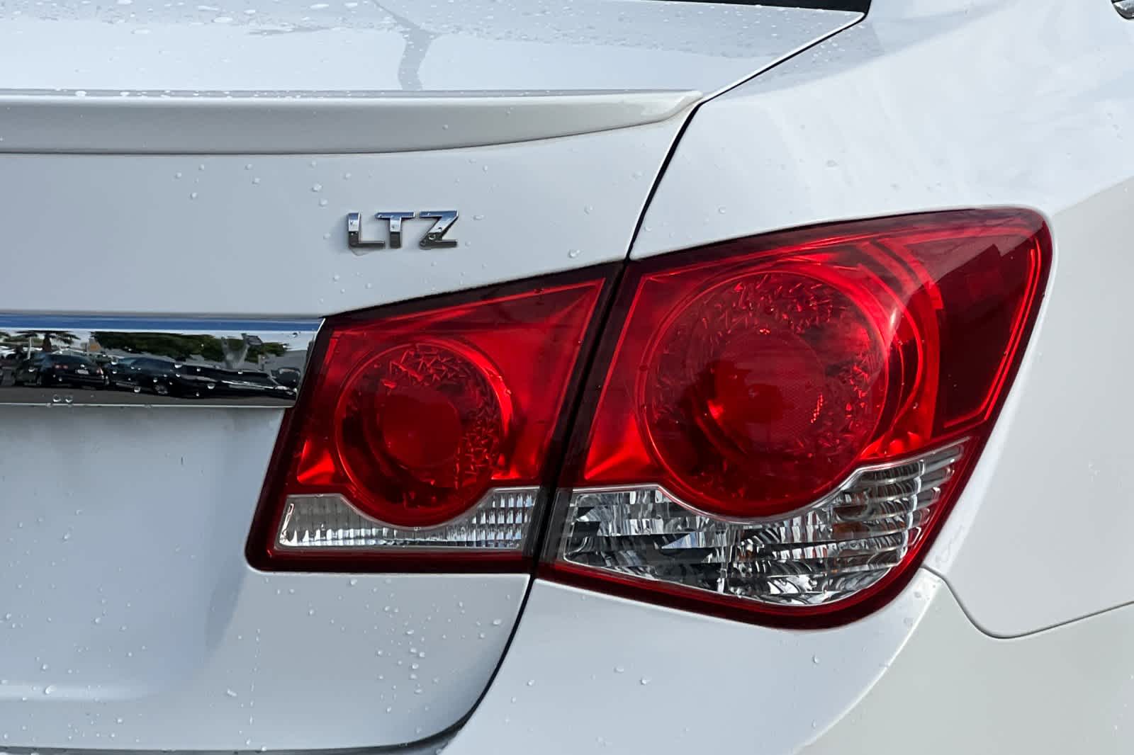 Thumbnail: 2014 Chevrolet Cruze - 29