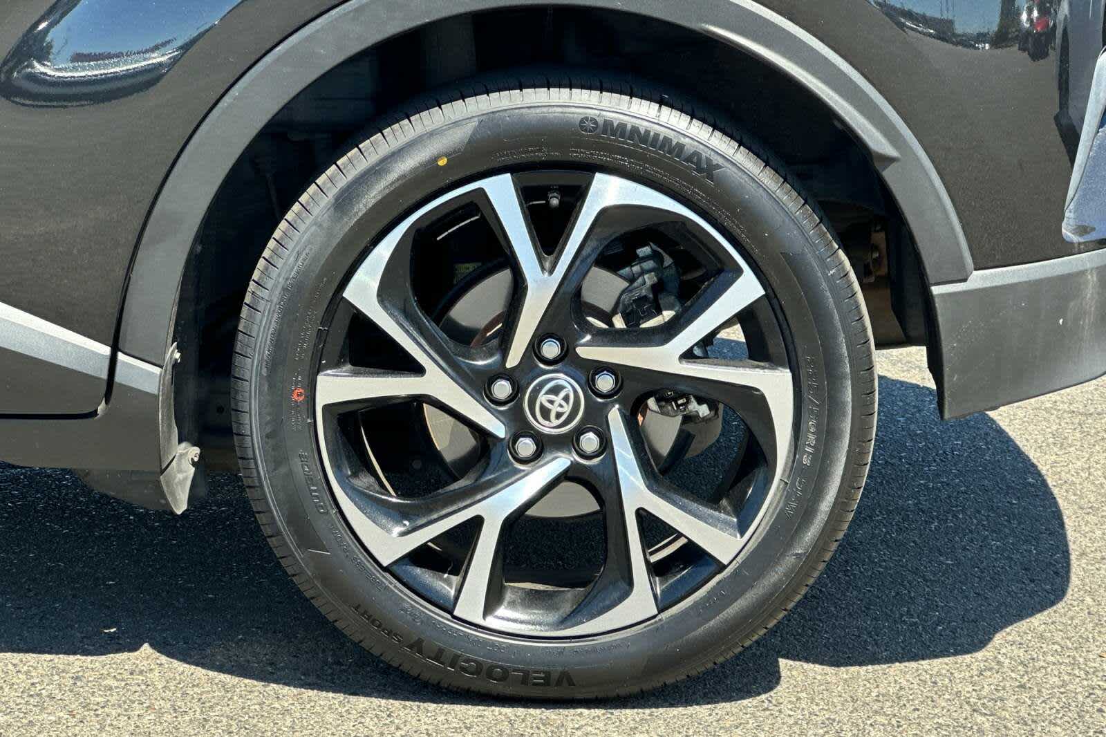 Thumbnail: 2020 Toyota C-HR - 30