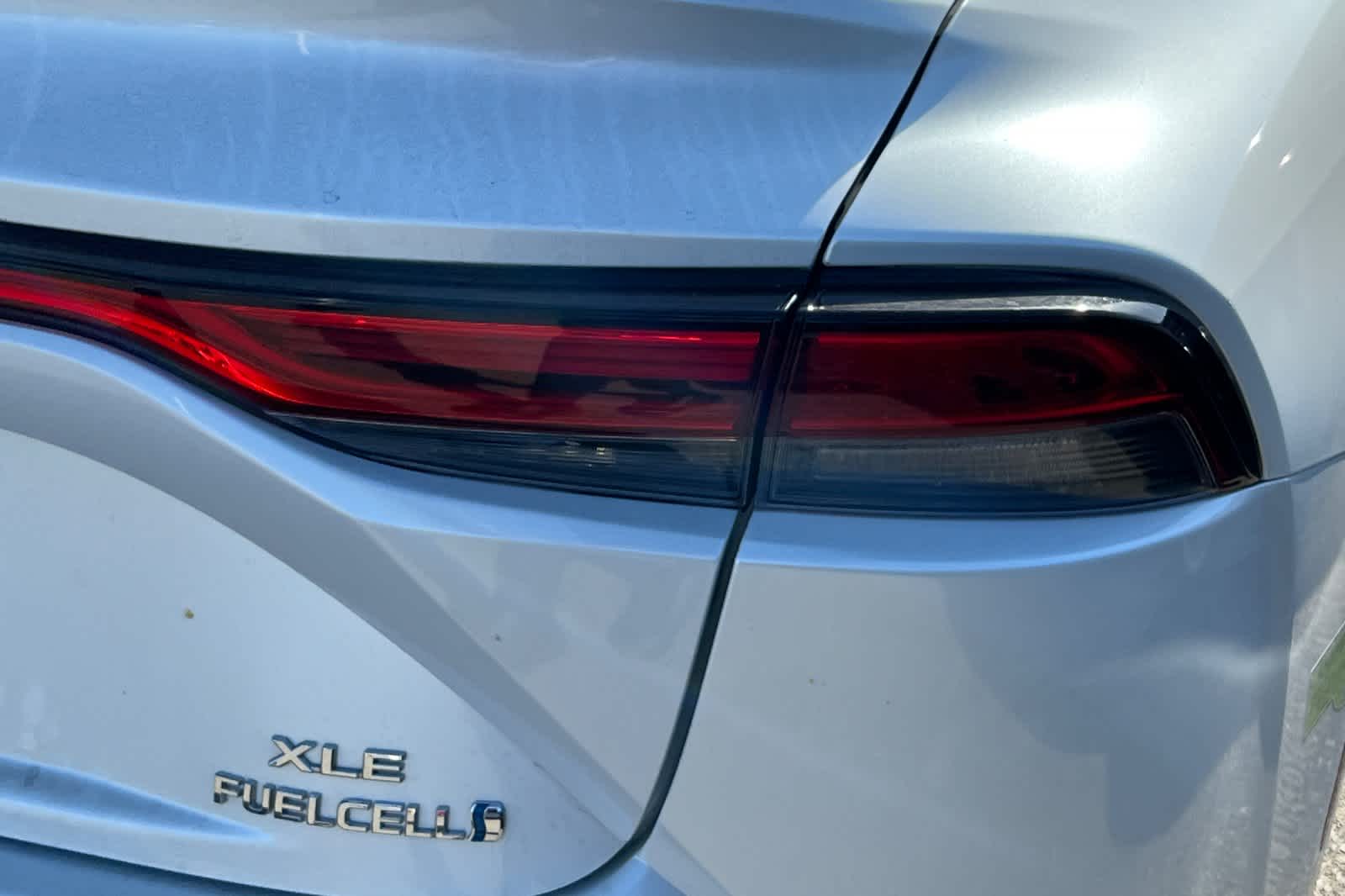 2022 Toyota Mirai XLE 17