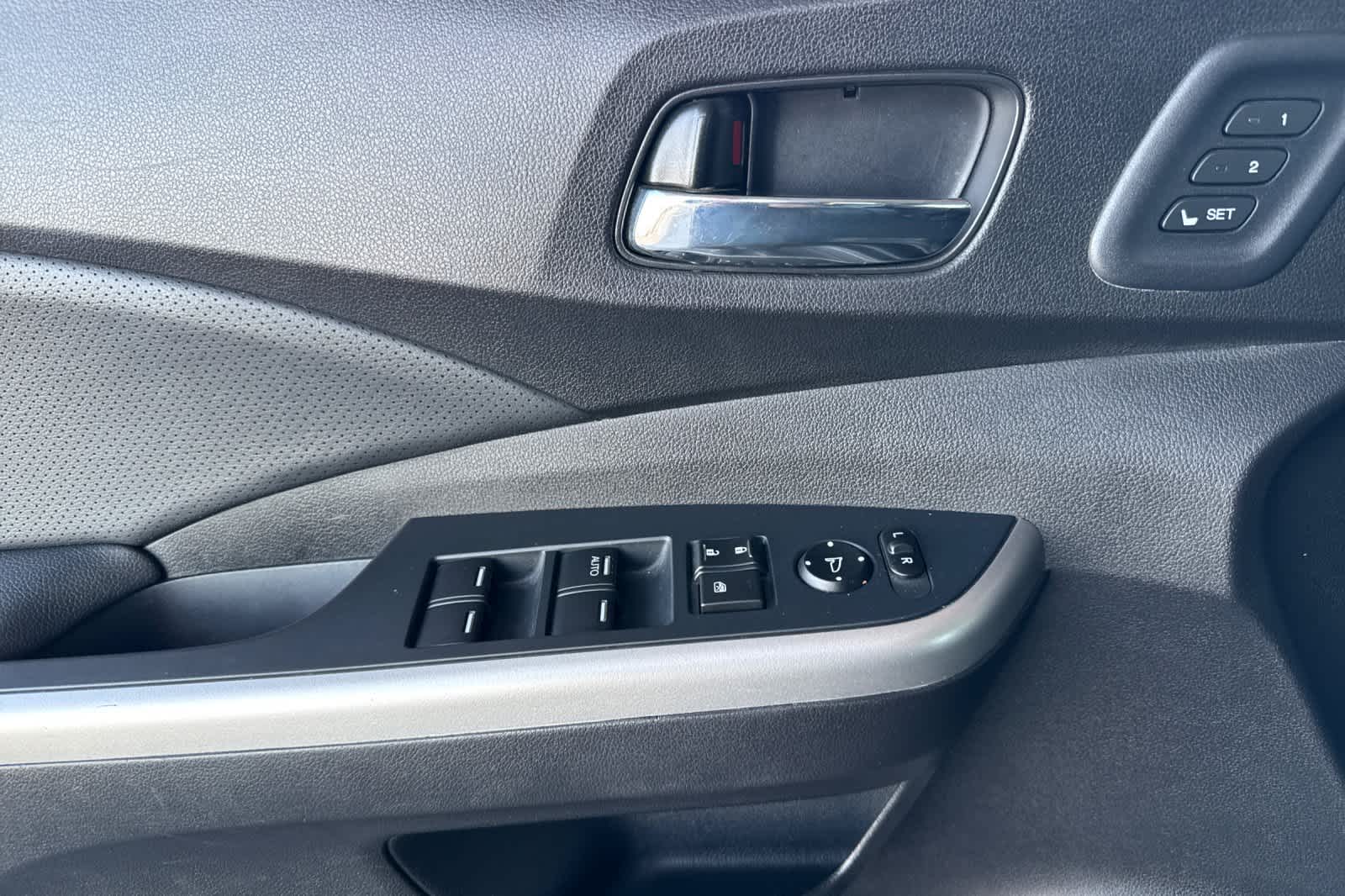 Thumbnail: 2016 Honda CR-V - 12