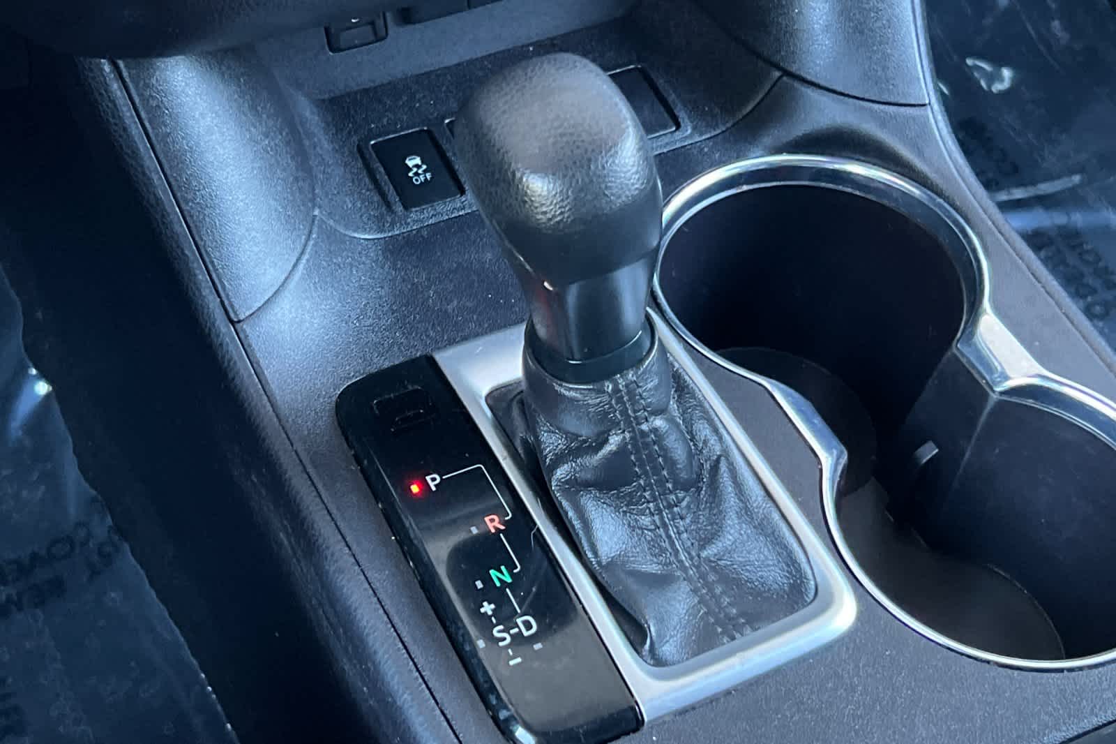 Thumbnail: 2018 Toyota Highlander - 24