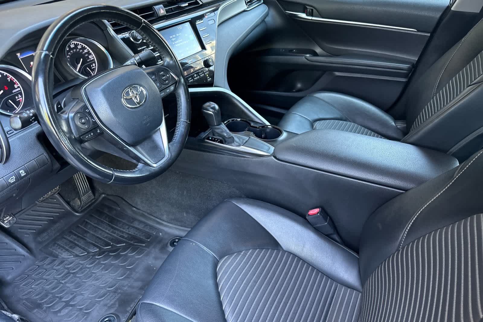Thumbnail: 2020 Toyota Camry - 11
