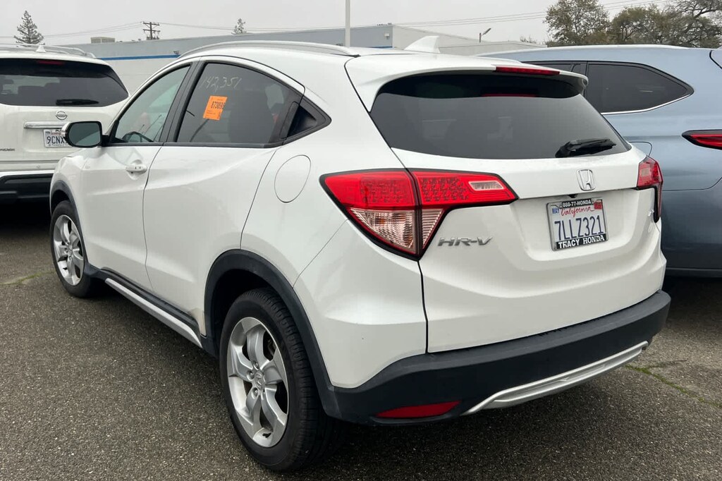 Used 2016 Honda HR-V EX-L w/Navigation AWD SUV
