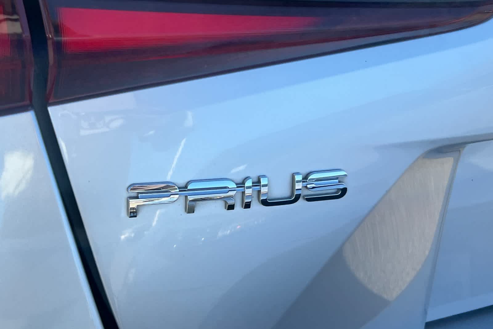 Thumbnail: 2021 Toyota Prius - 7