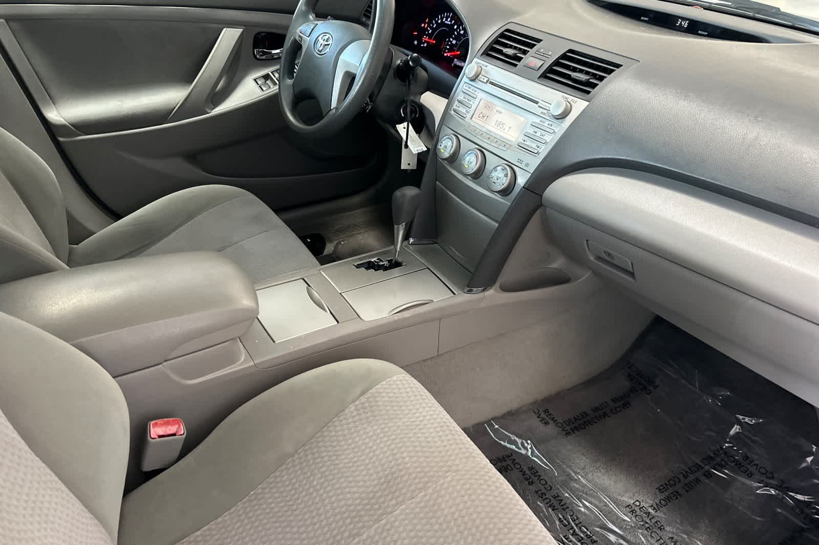 Thumbnail: 2011 Toyota Camry - 16