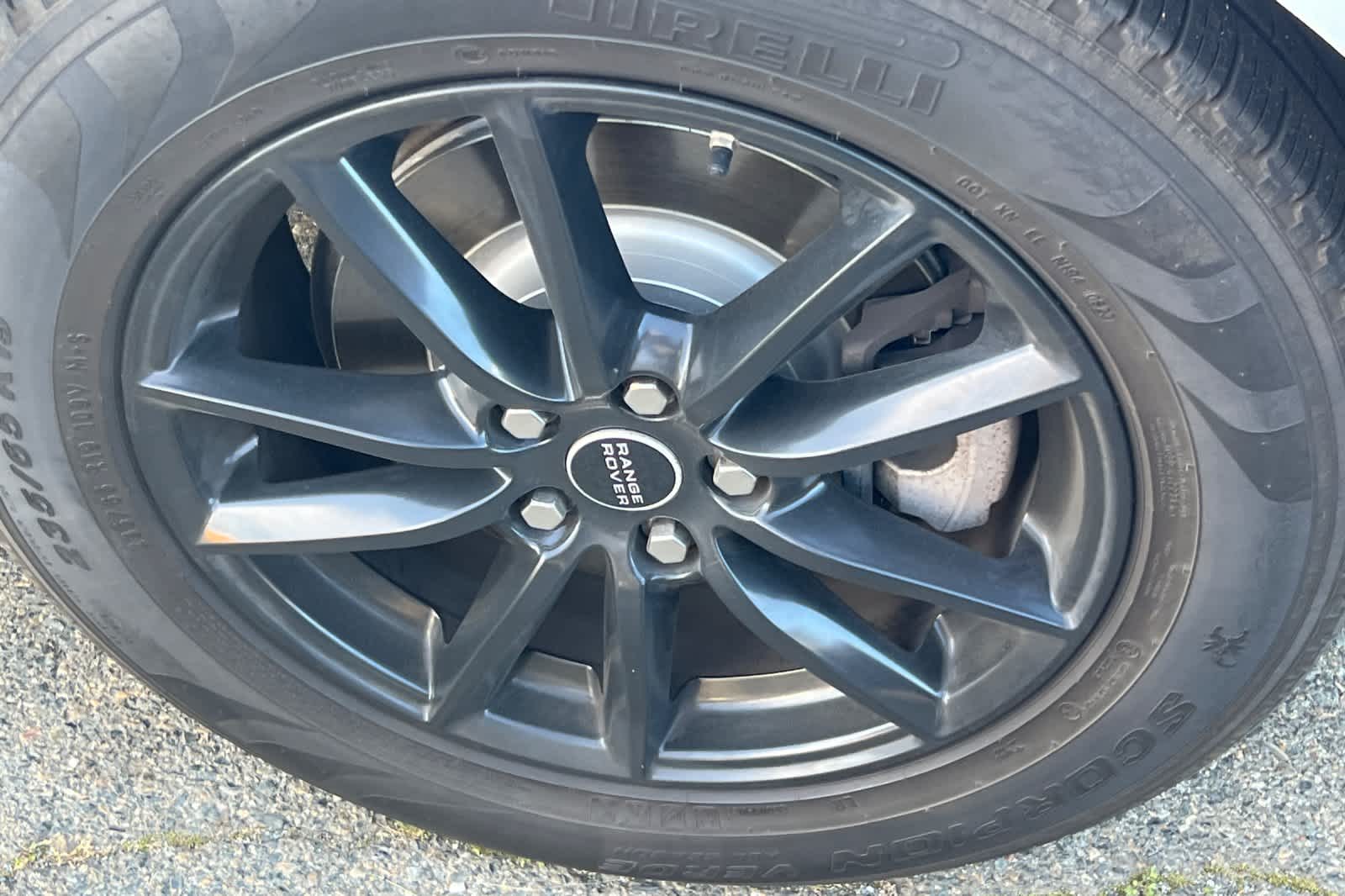 Thumbnail: 2017 Land Rover Range Rover Sport - 22