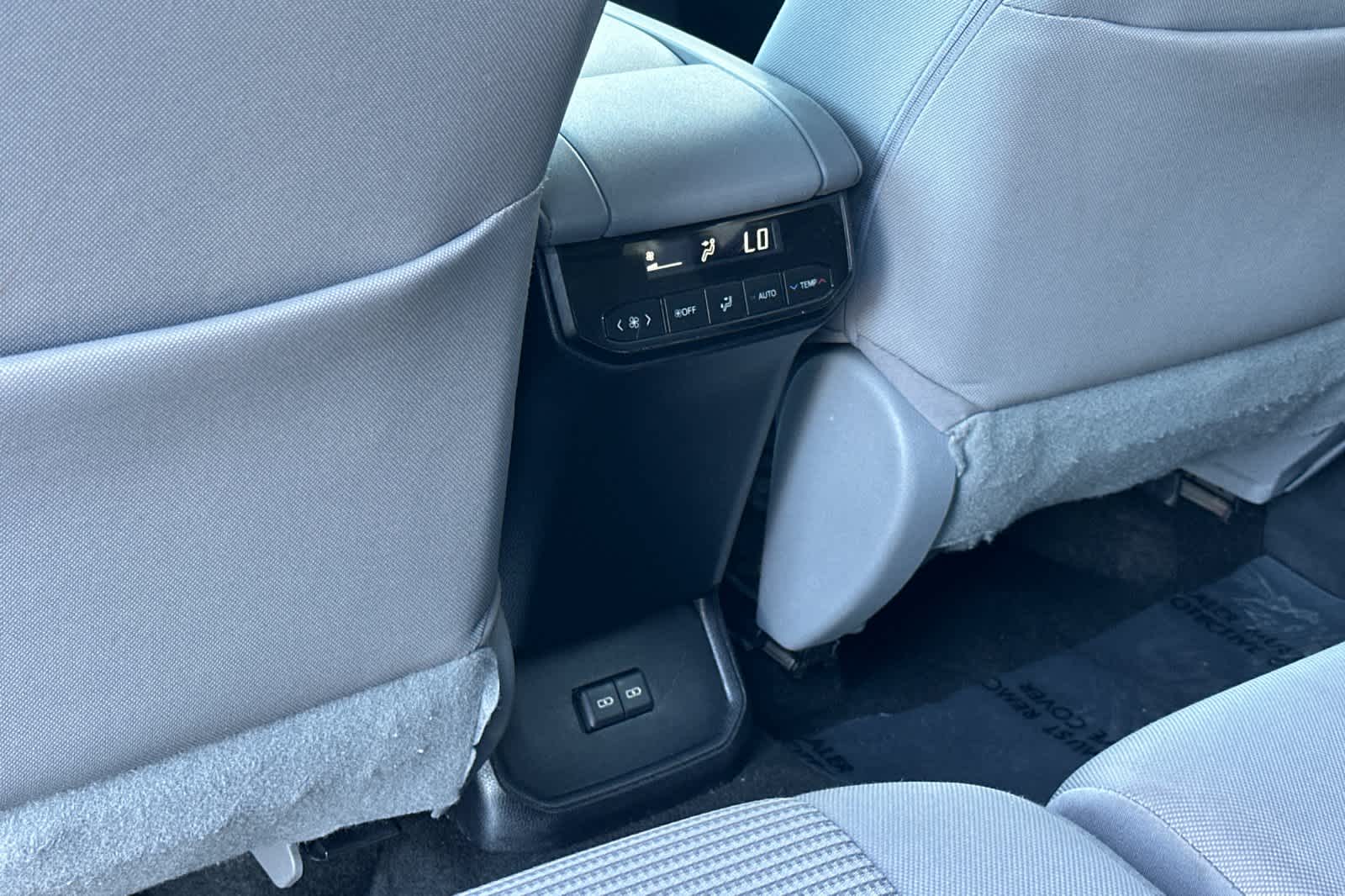 Thumbnail: 2023 Toyota Highlander - 14