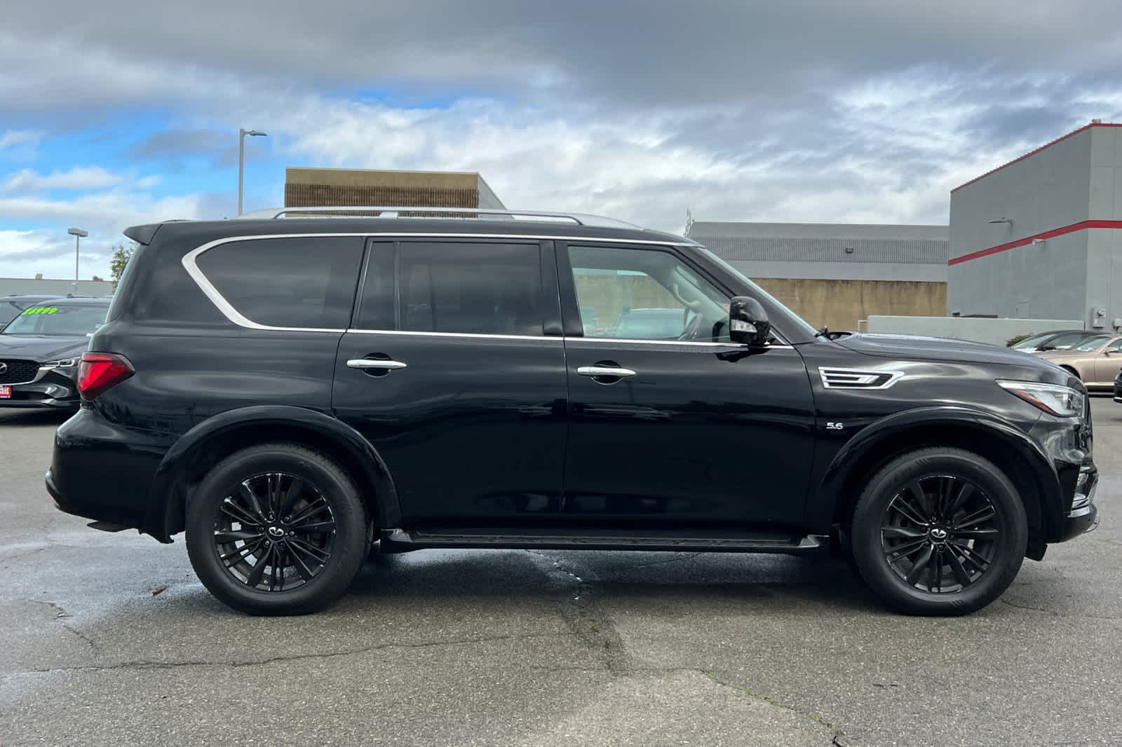 Thumbnail: 2019 INFINITI QX80 - 6