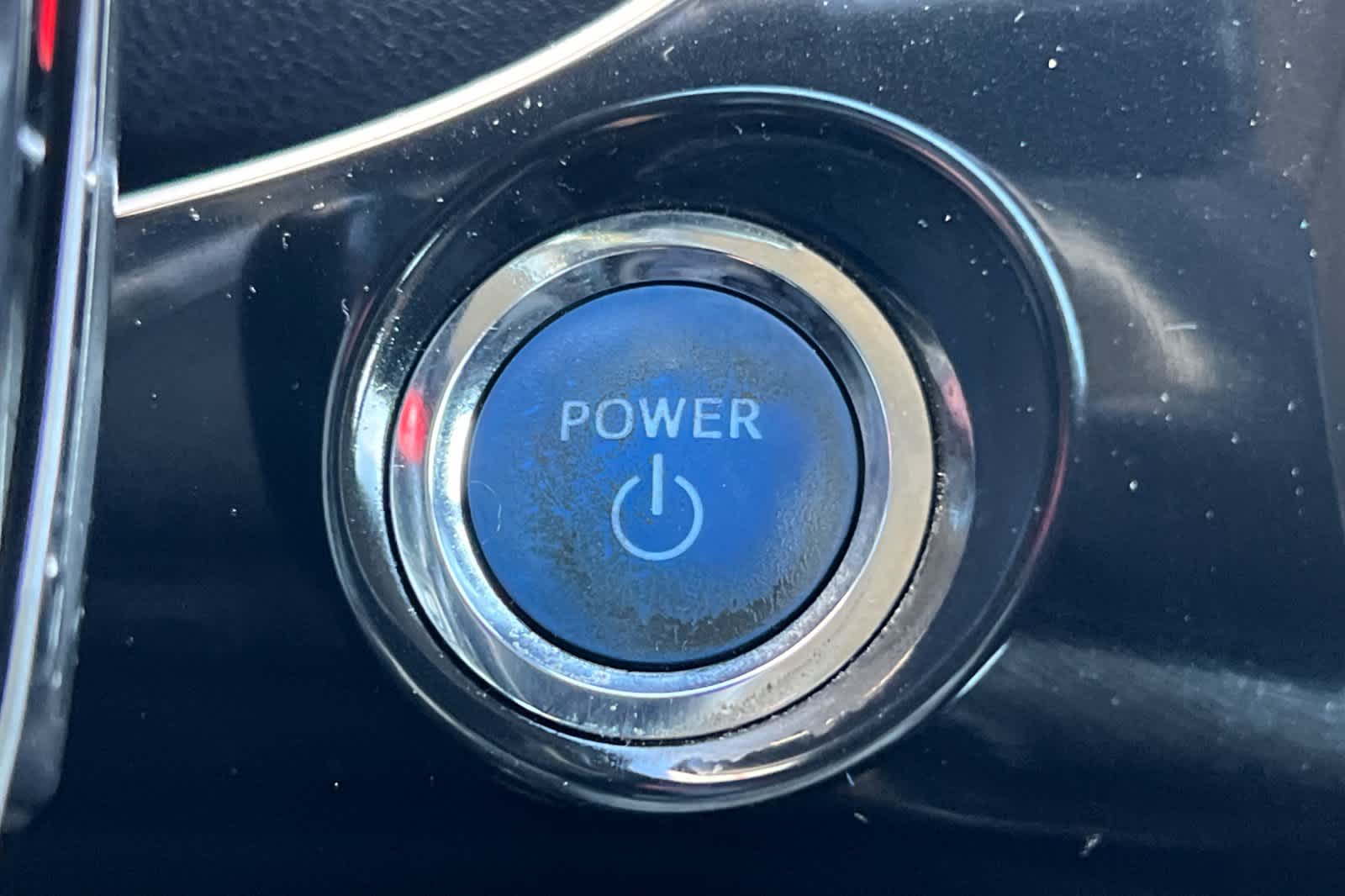 Thumbnail: 2017 Toyota Prius - 23