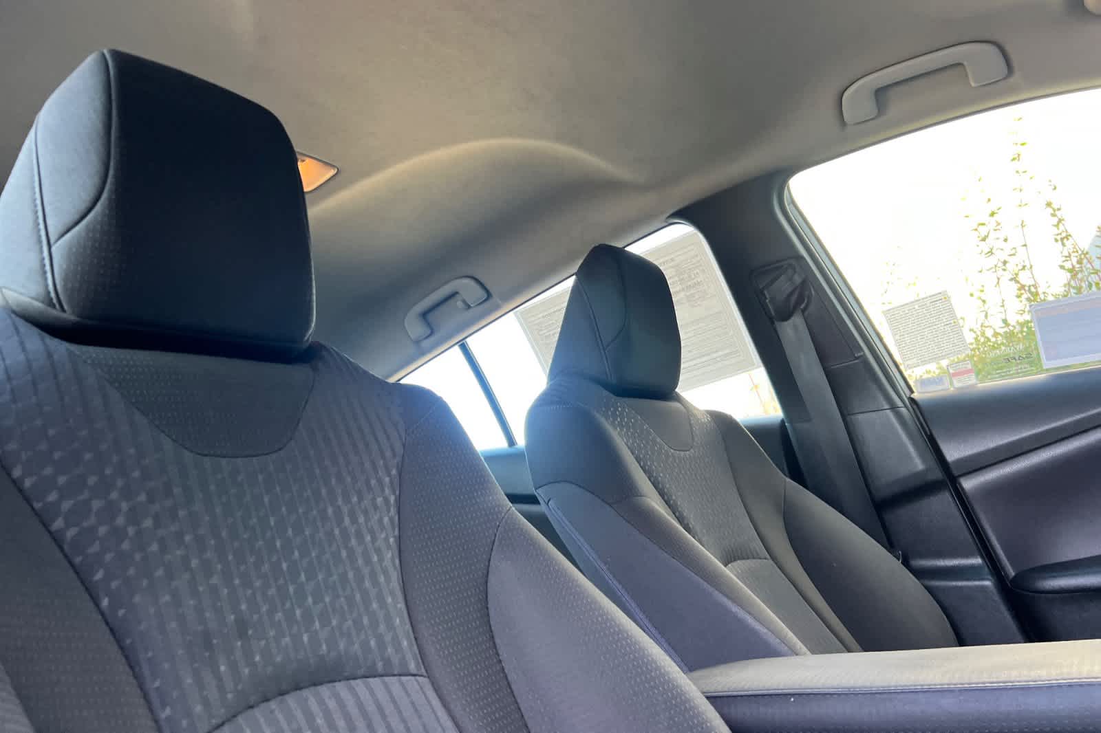 Thumbnail: 2017 Toyota Prius - 17