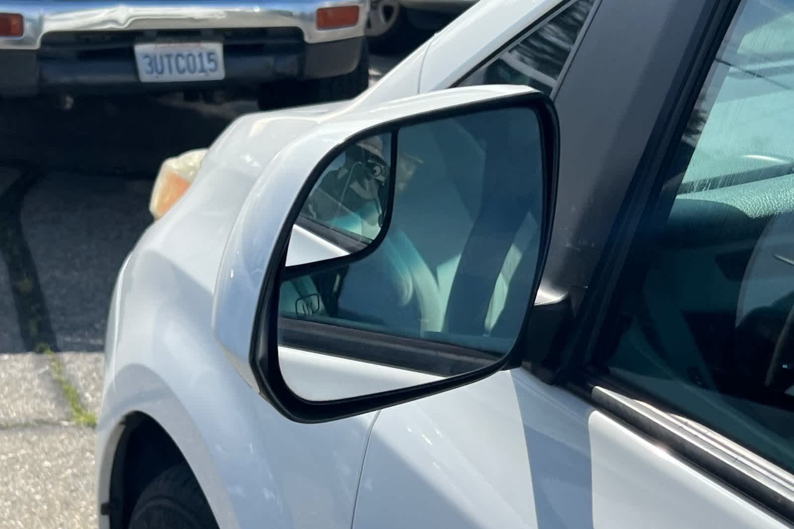 Thumbnail: 2016 Toyota Sienna - 19