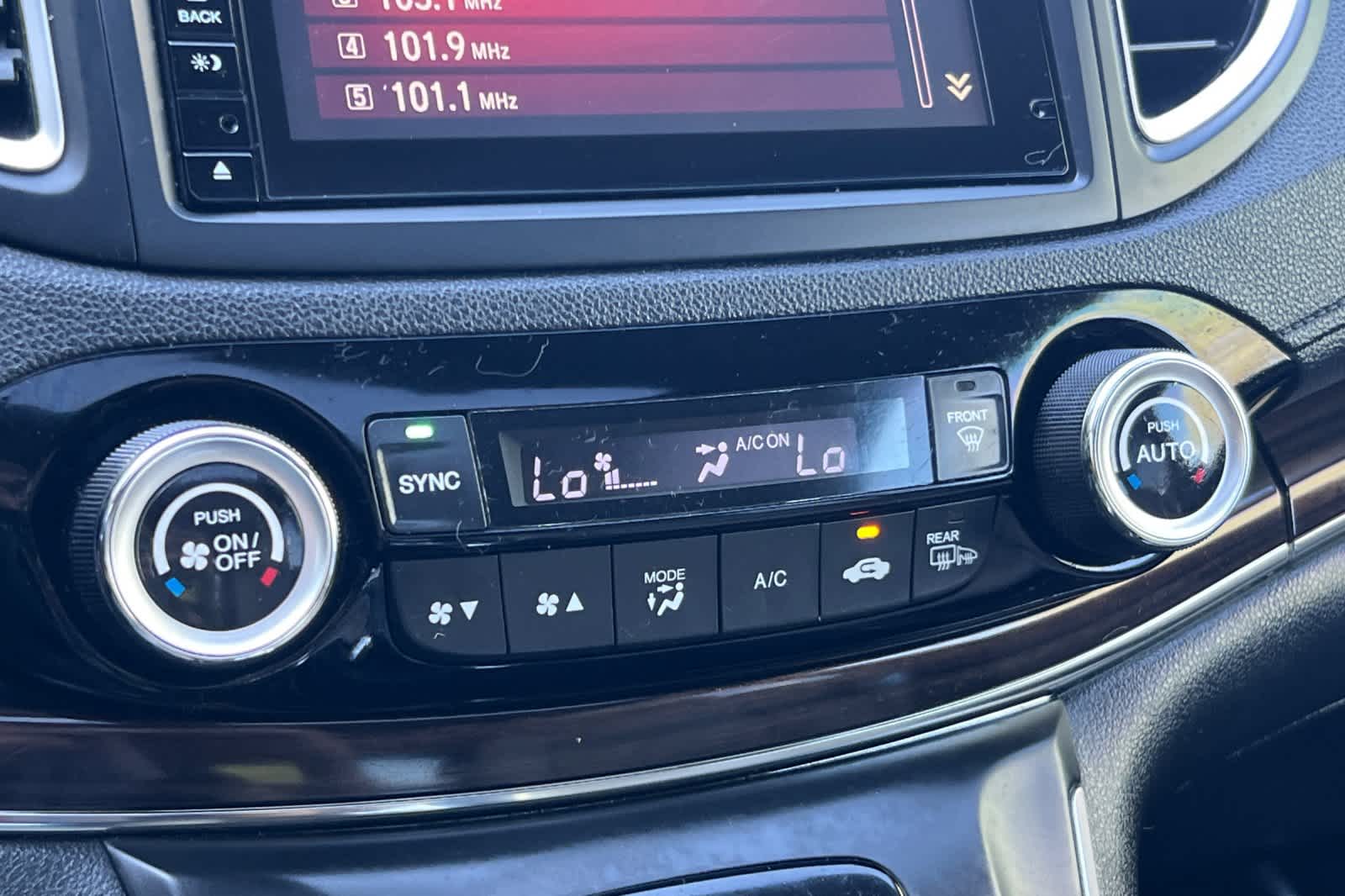 Thumbnail: 2015 Honda CR-V - 22