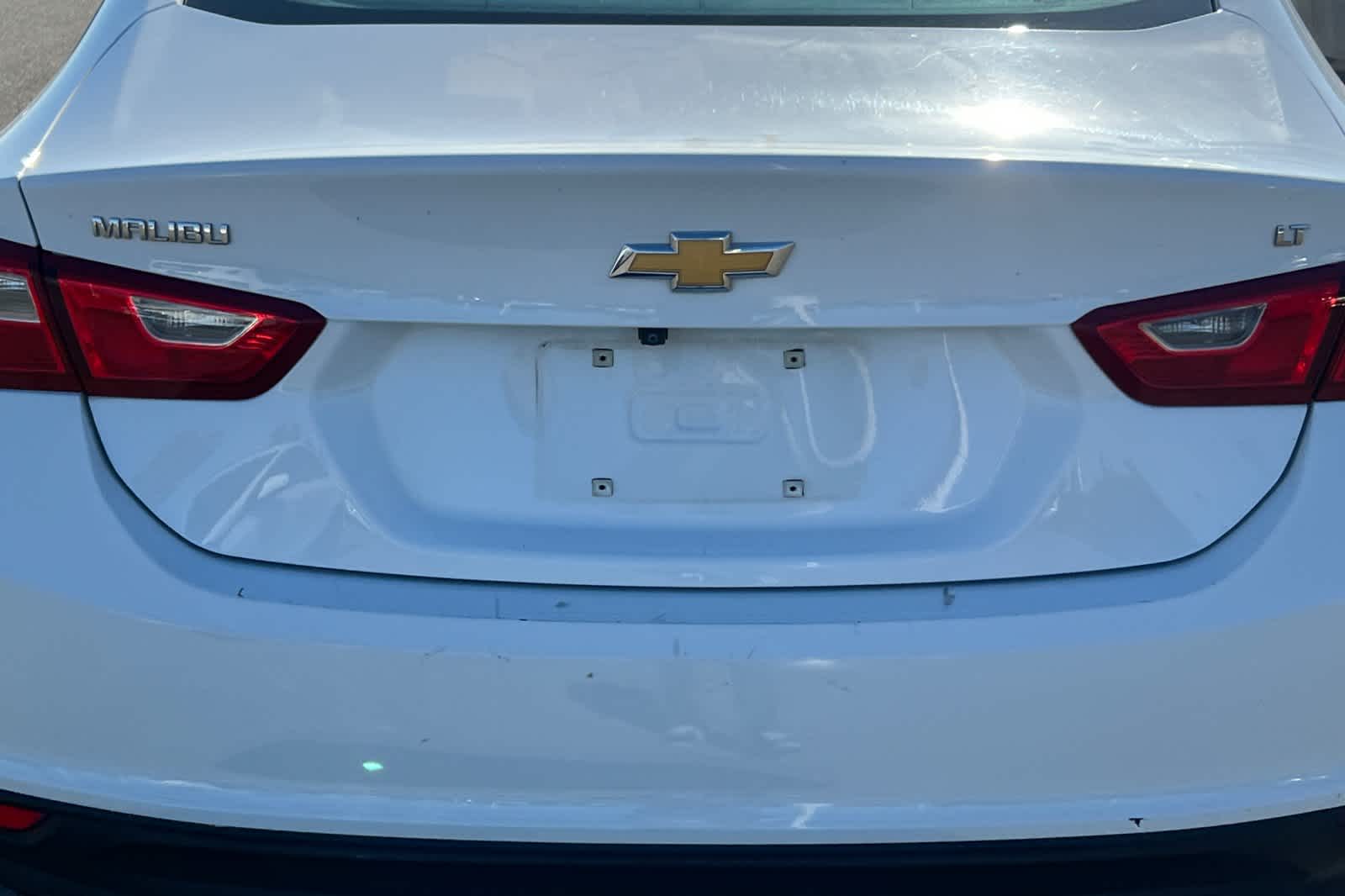 Thumbnail: 2023 Chevrolet Malibu - 16