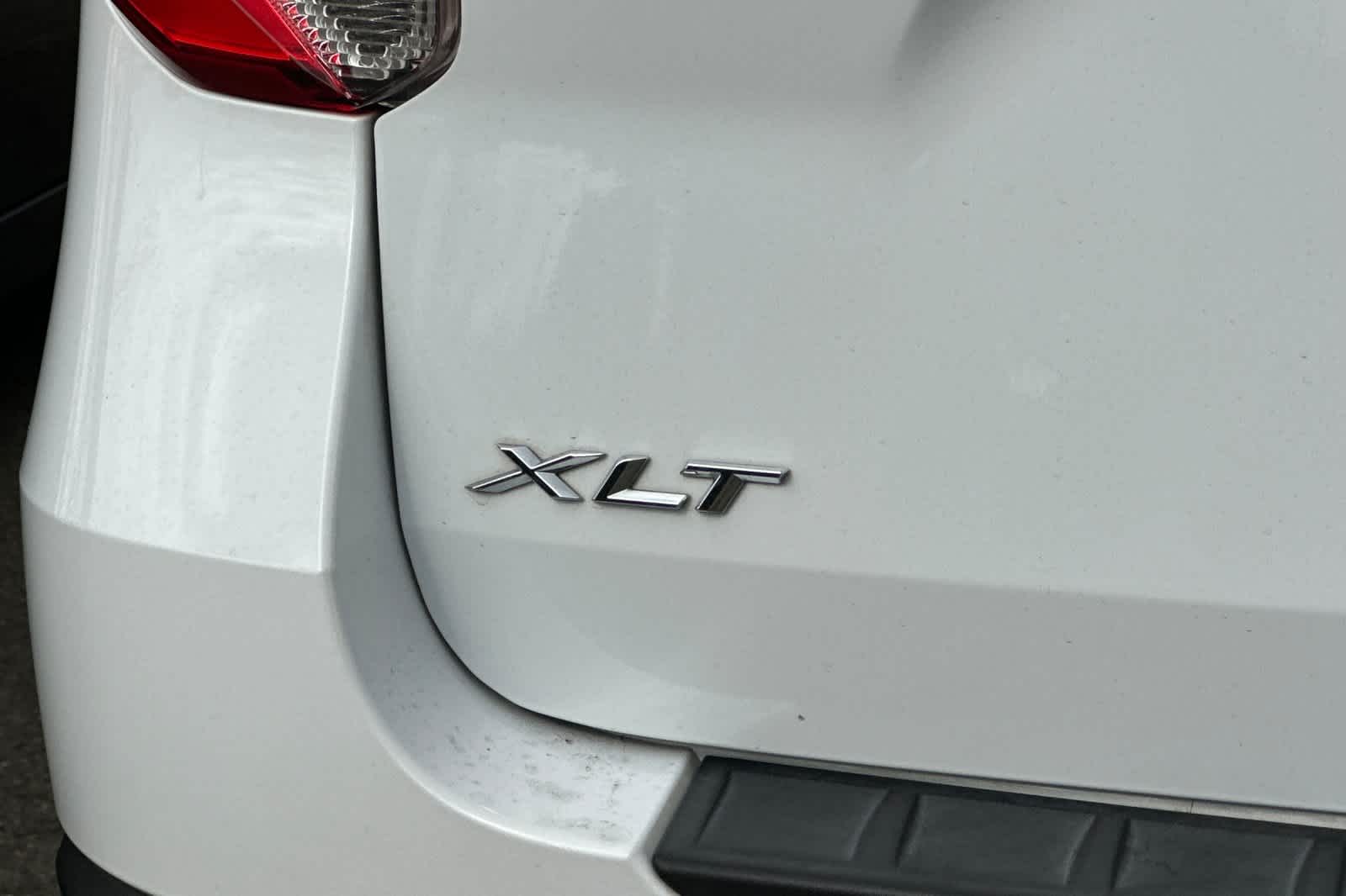 Thumbnail: 2020 Ford Explorer - 7