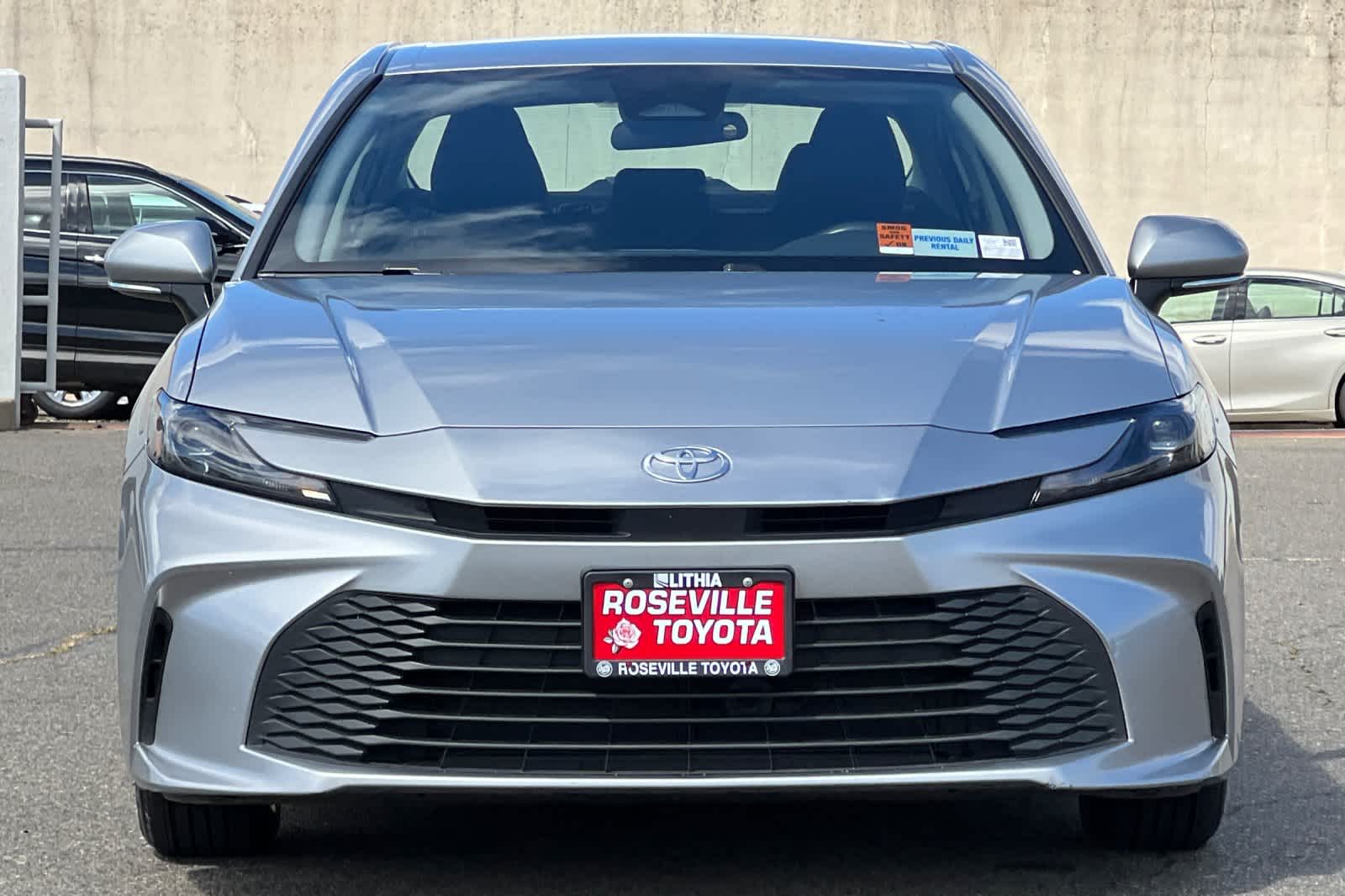 Thumbnail: 2025 Toyota Camry - 10