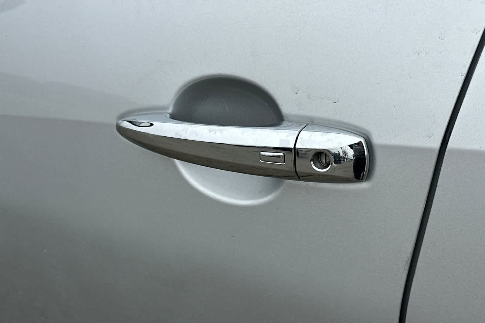 Thumbnail: 2019 Nissan Altima - 17