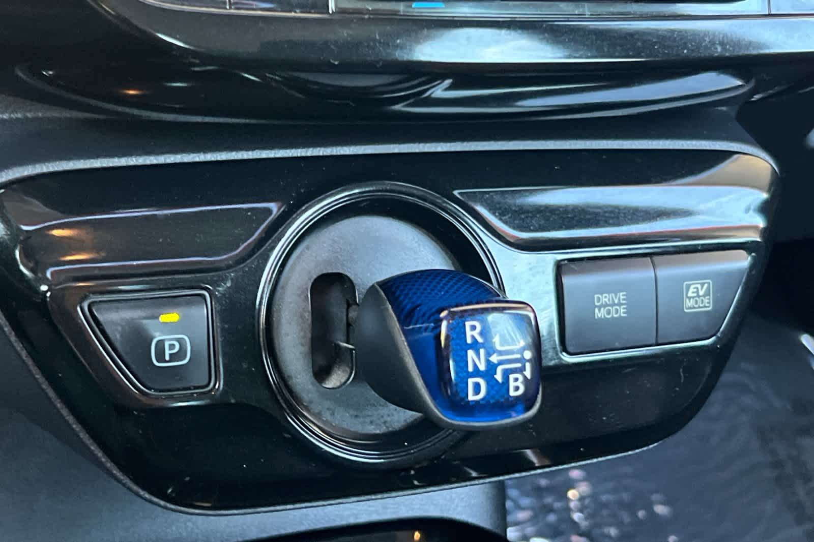 Thumbnail: 2019 Toyota Prius - 22