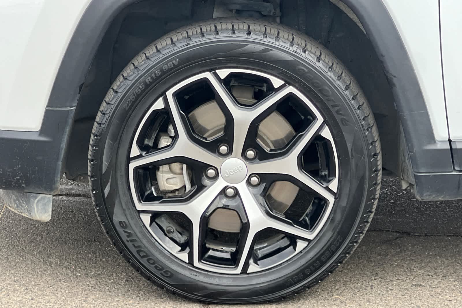 Thumbnail: 2024 Jeep Compass - 28