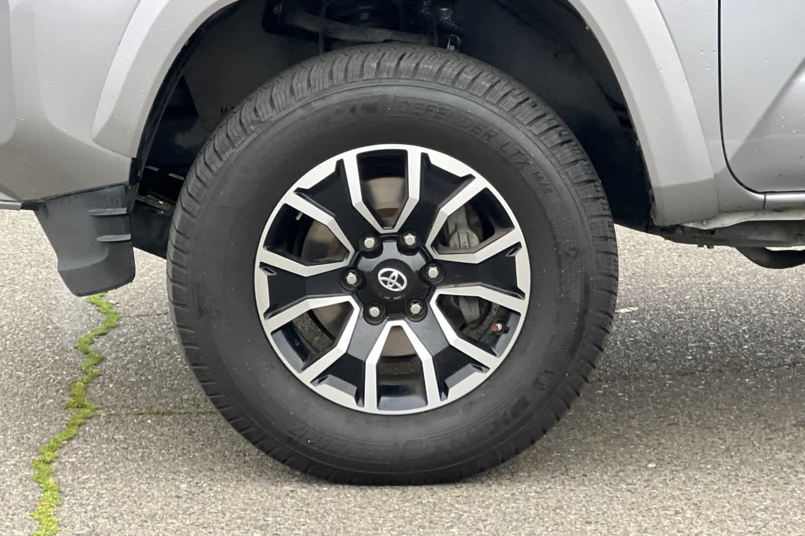 Thumbnail: 2021 Toyota Tacoma - 28