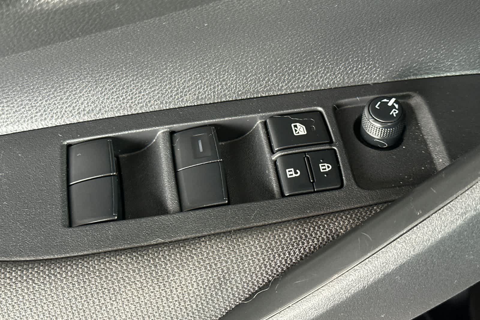 Thumbnail: 2023 Toyota Corolla - 13