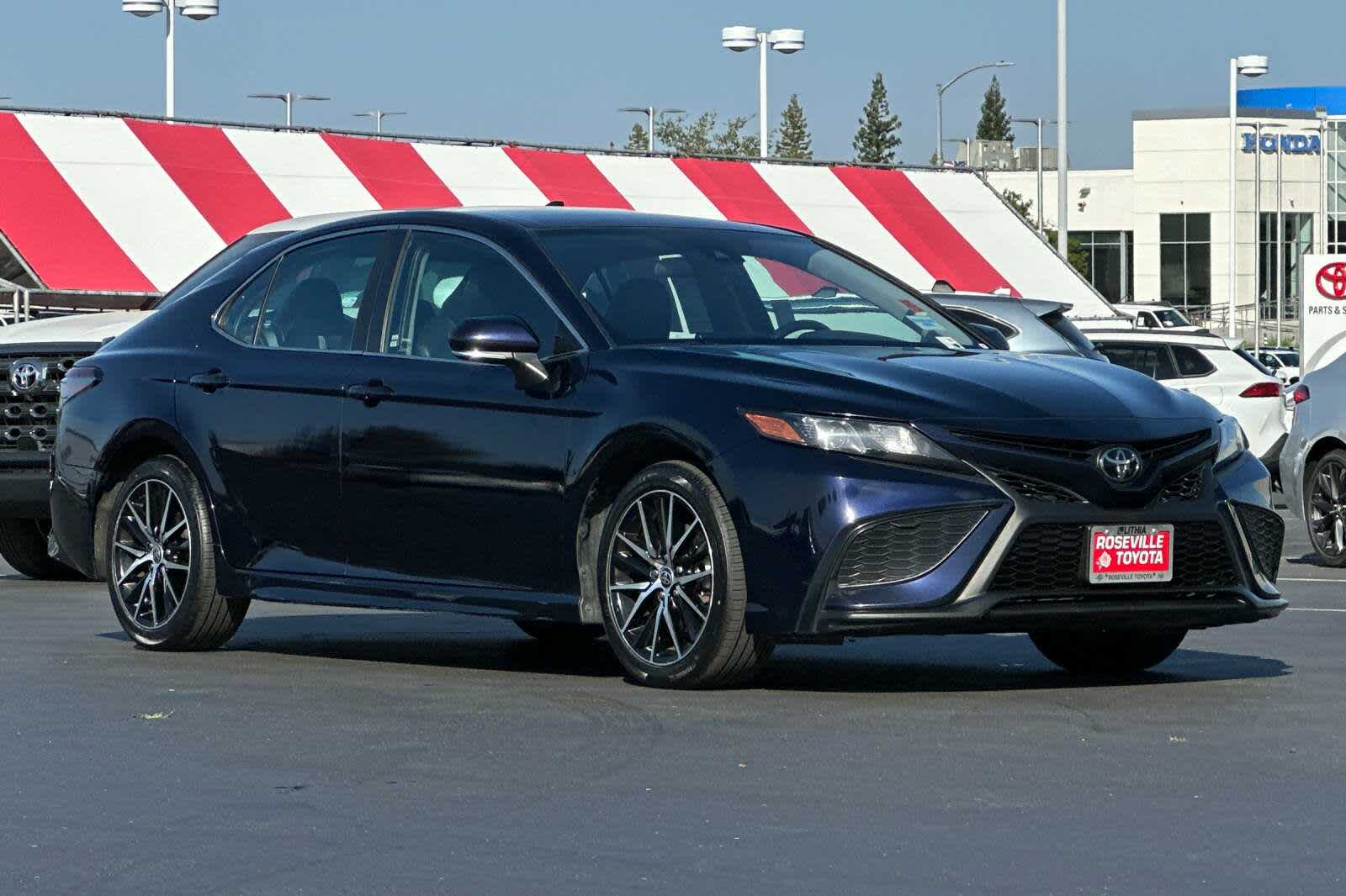 Thumbnail: 2022 Toyota Camry - 5