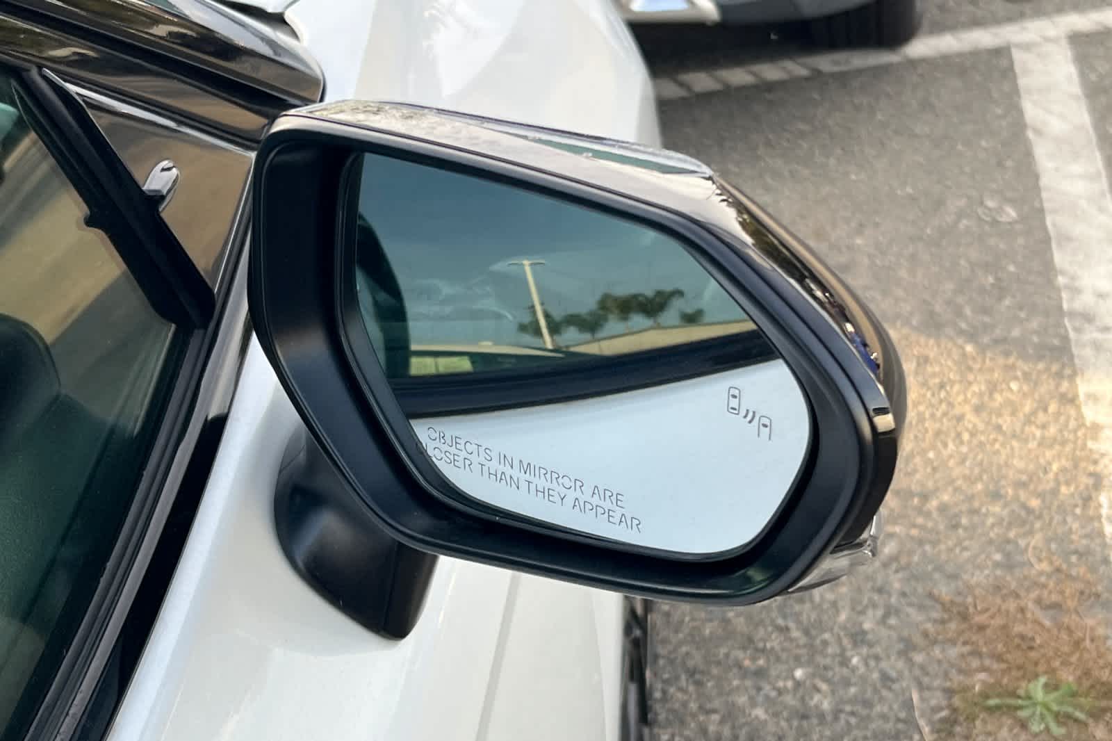 Thumbnail: 2024 Toyota Camry - 12