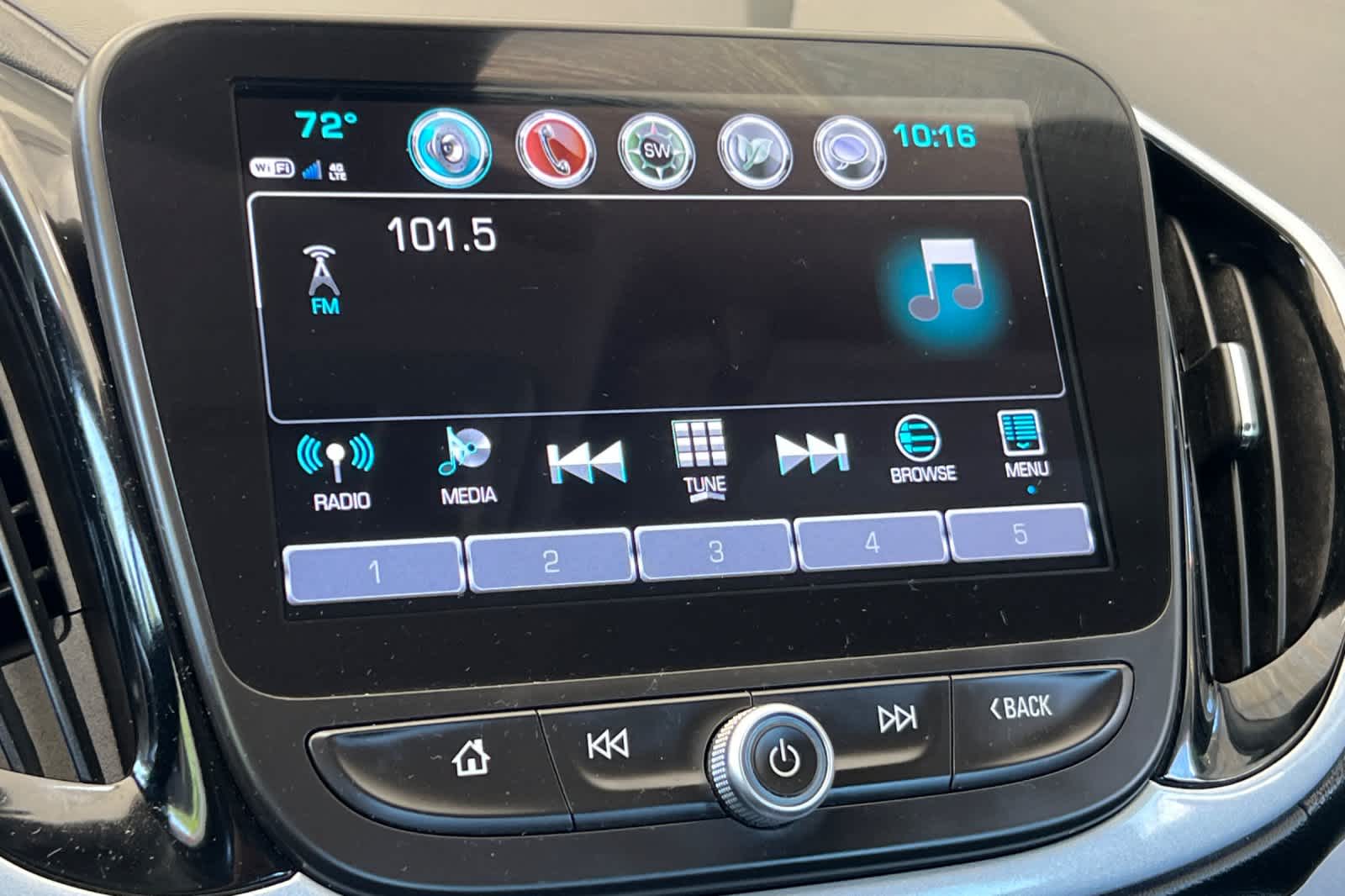 Thumbnail: 2018 Chevrolet Volt - 19