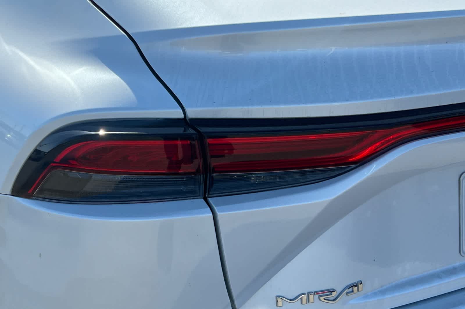 2022 Toyota Mirai XLE 15