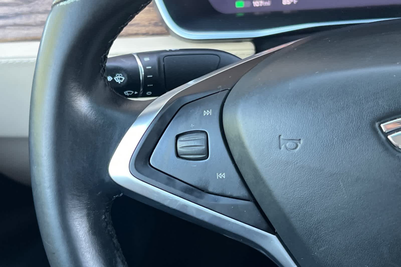 Thumbnail: 2017 Tesla Model X - 26