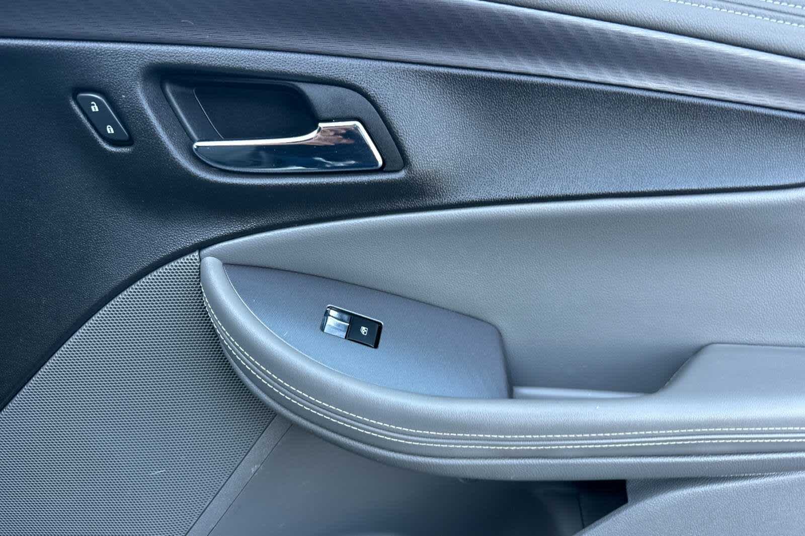 Thumbnail: 2014 Chevrolet Impala - 18
