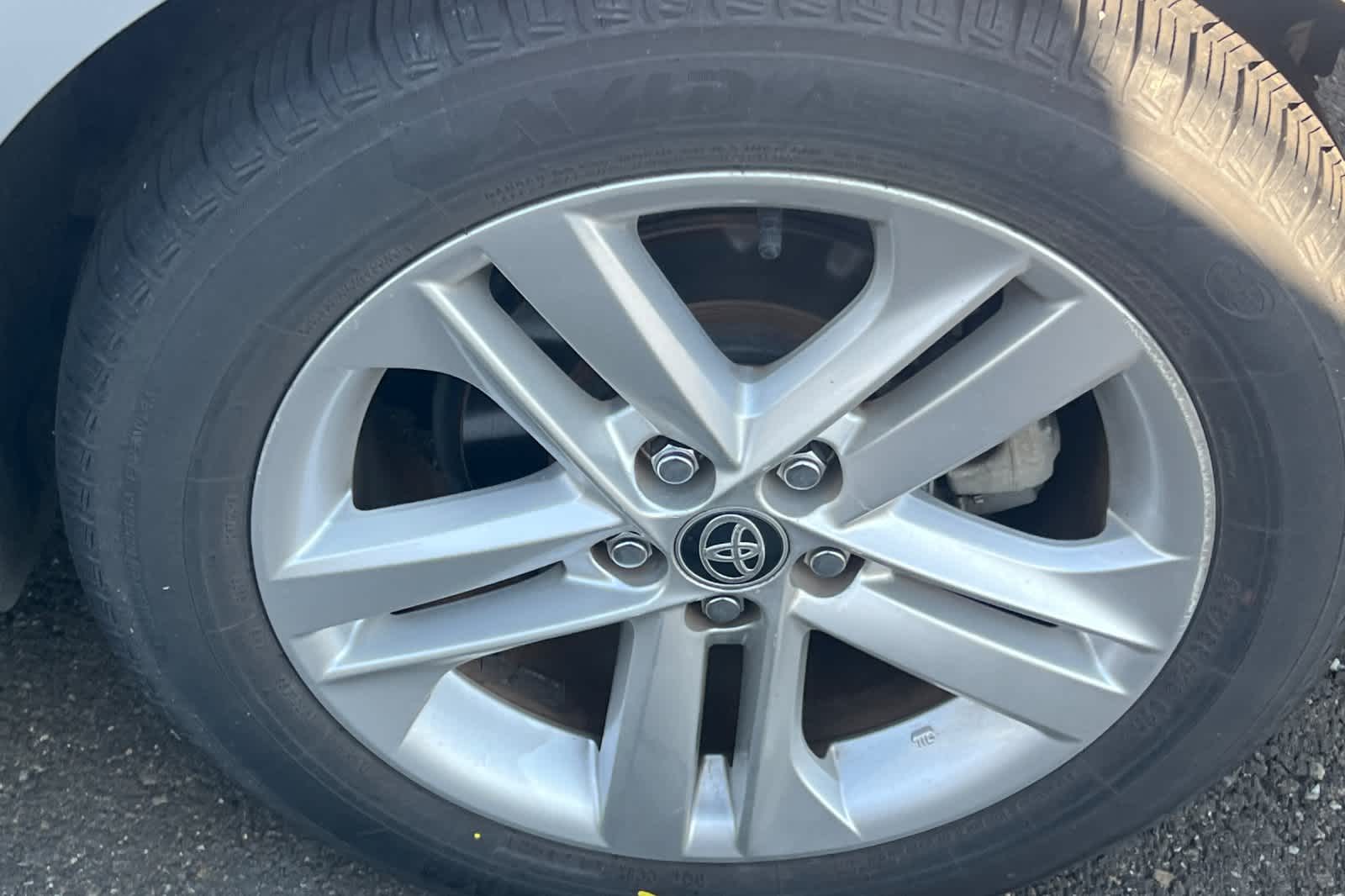 Thumbnail: 2019 Toyota Corolla - 18