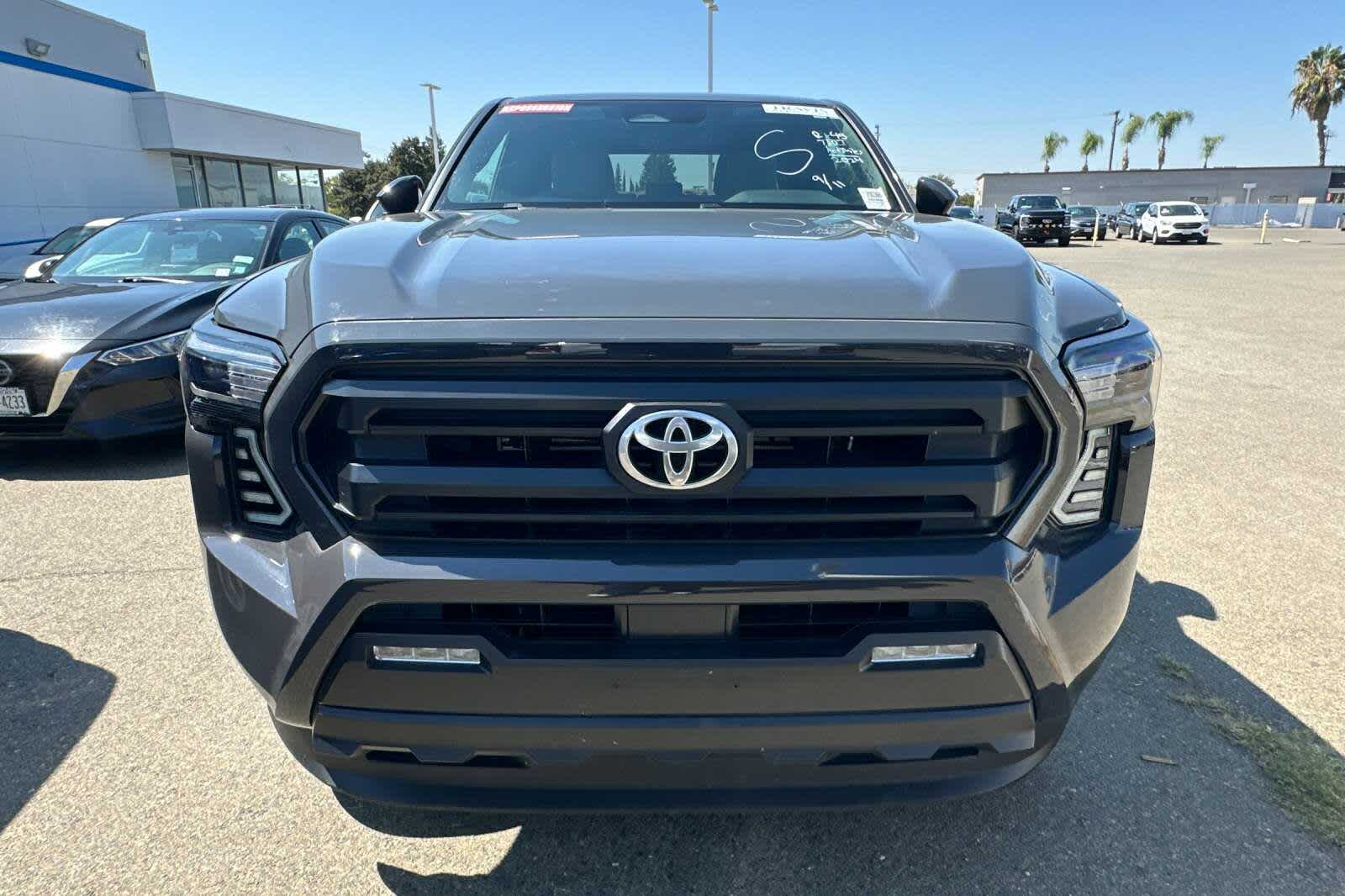 Thumbnail: 2024 Toyota Tacoma - 6