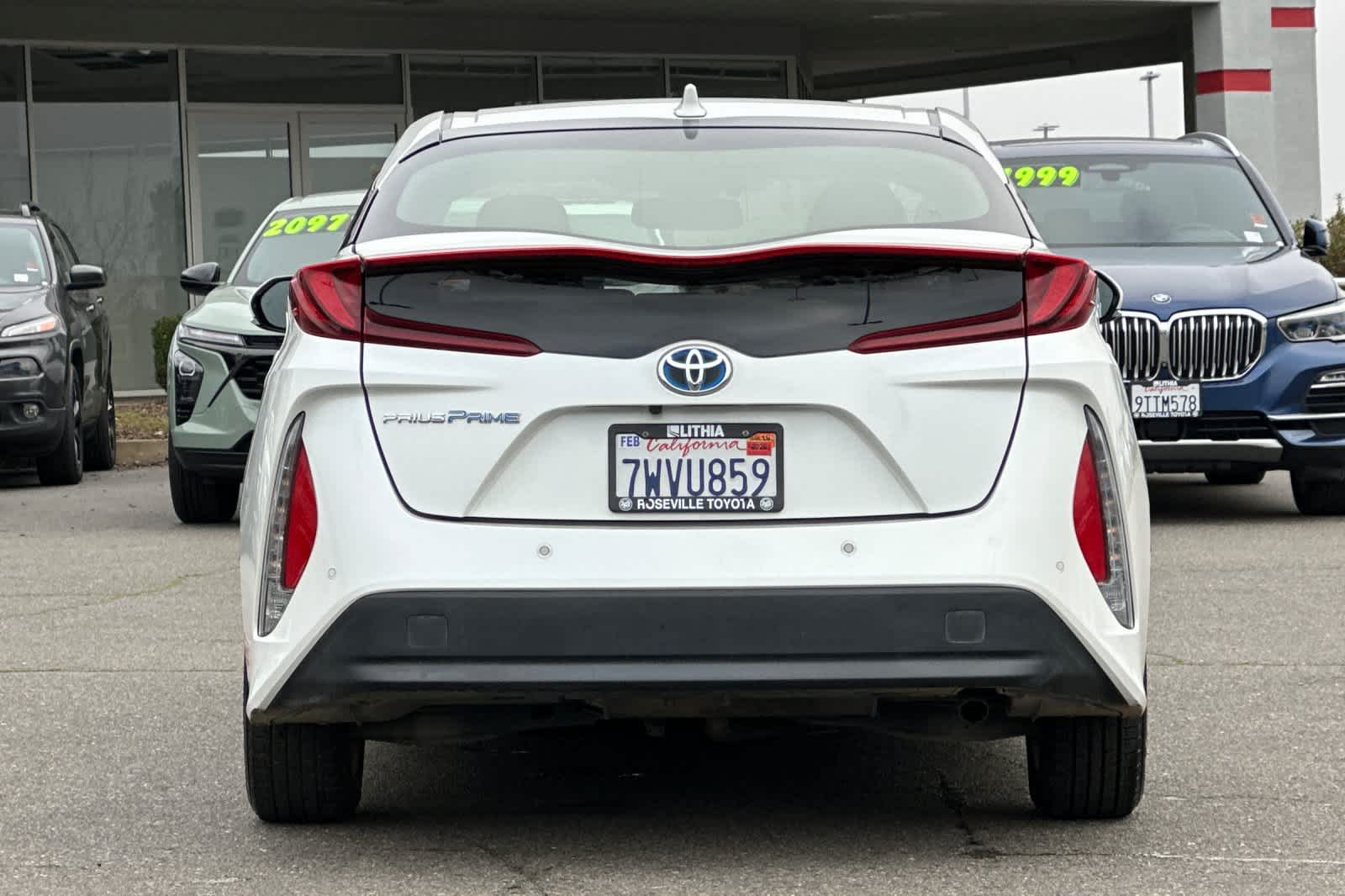 Thumbnail: 2017 Toyota Prius Prime - 8