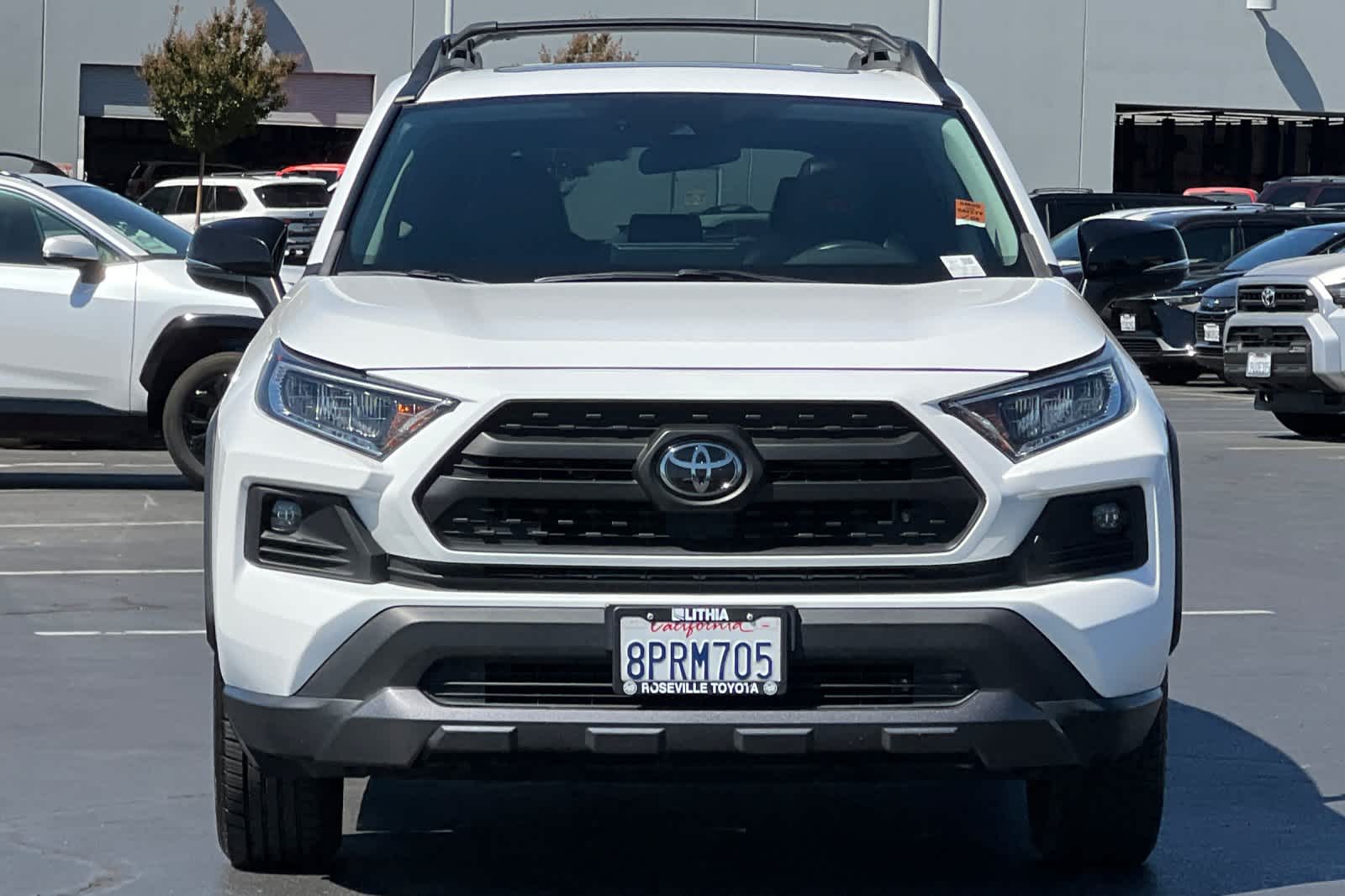 Thumbnail: 2020 Toyota RAV4 - 10