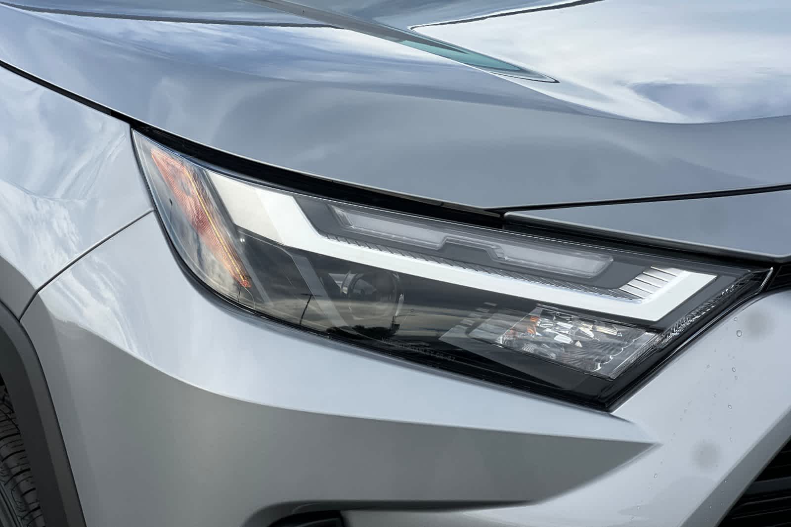 Thumbnail: 2025 Toyota RAV4 - 27