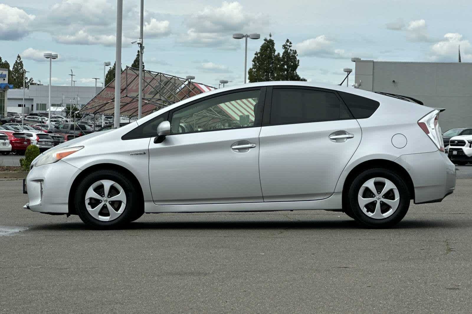 2012 Toyota Prius Three 9