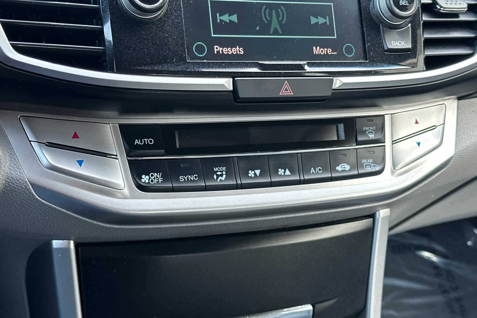 Thumbnail: 2013 Honda Accord - 21