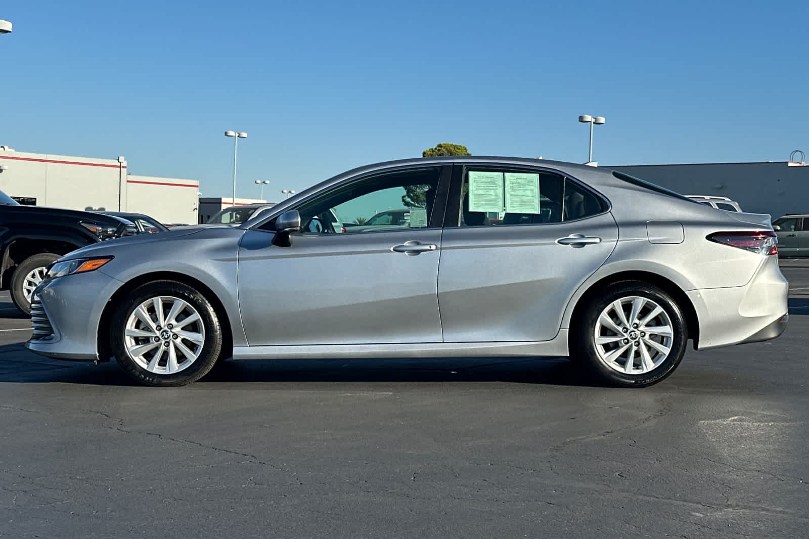 Thumbnail: 2023 Toyota Camry - 9