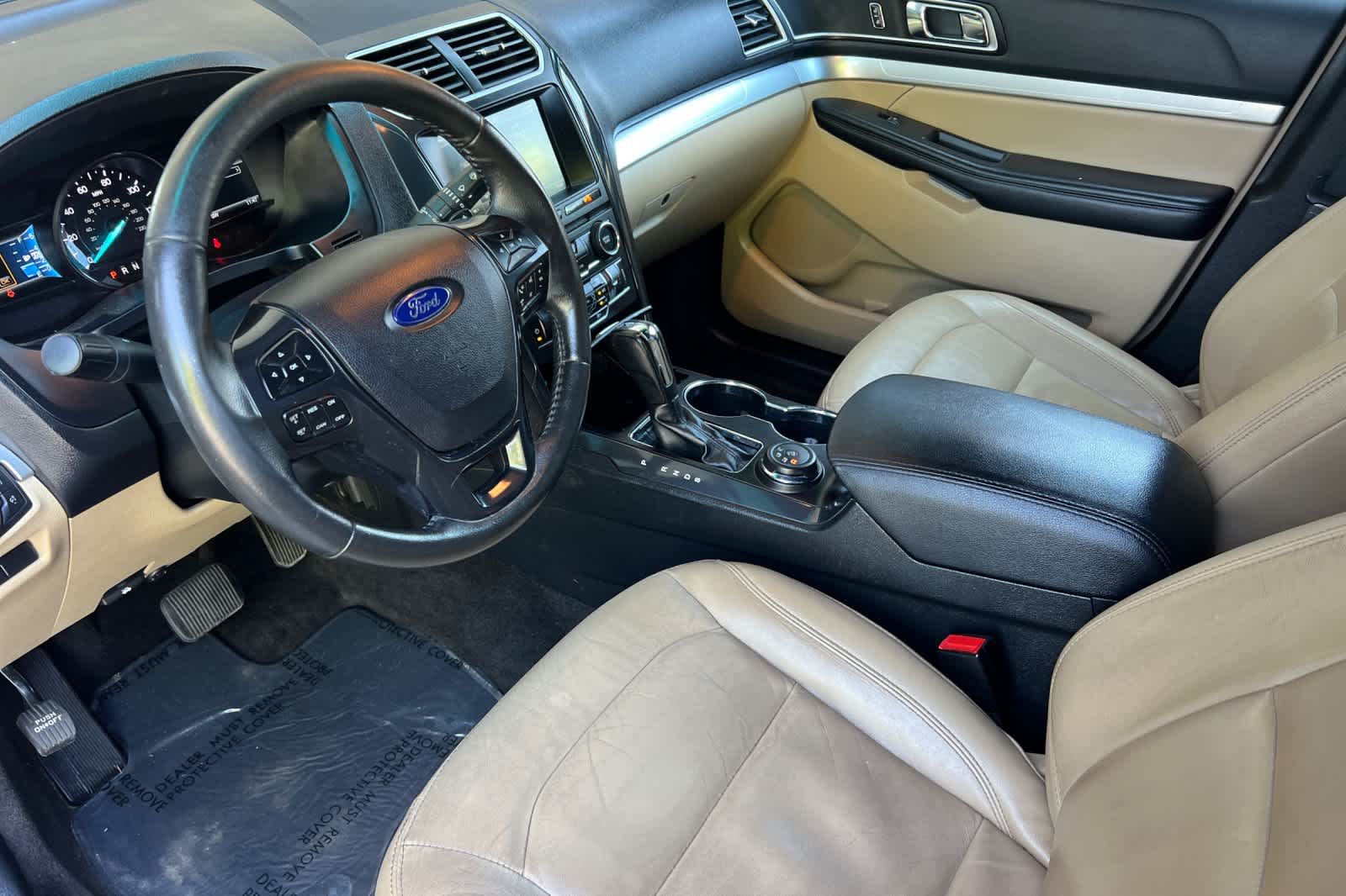 Thumbnail: 2016 Ford Explorer - 11
