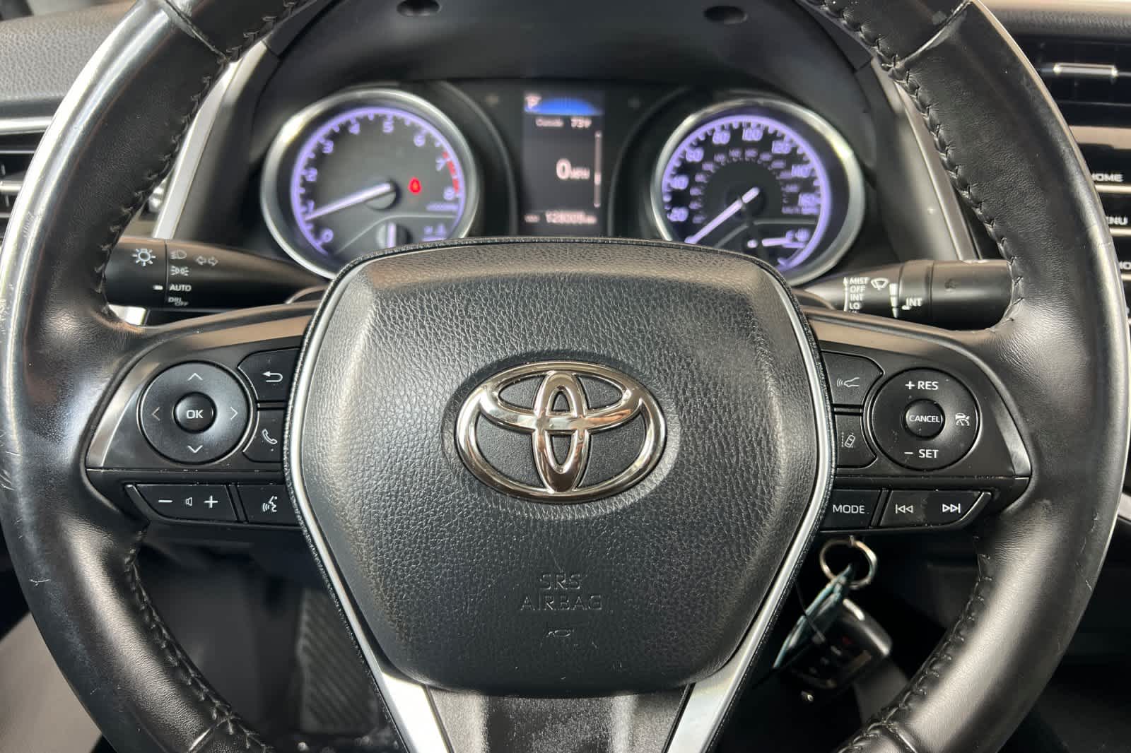 Thumbnail: 2018 Toyota Camry - 21