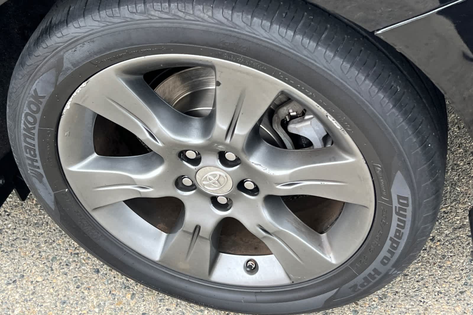 Thumbnail: 2015 Toyota Sienna - 18