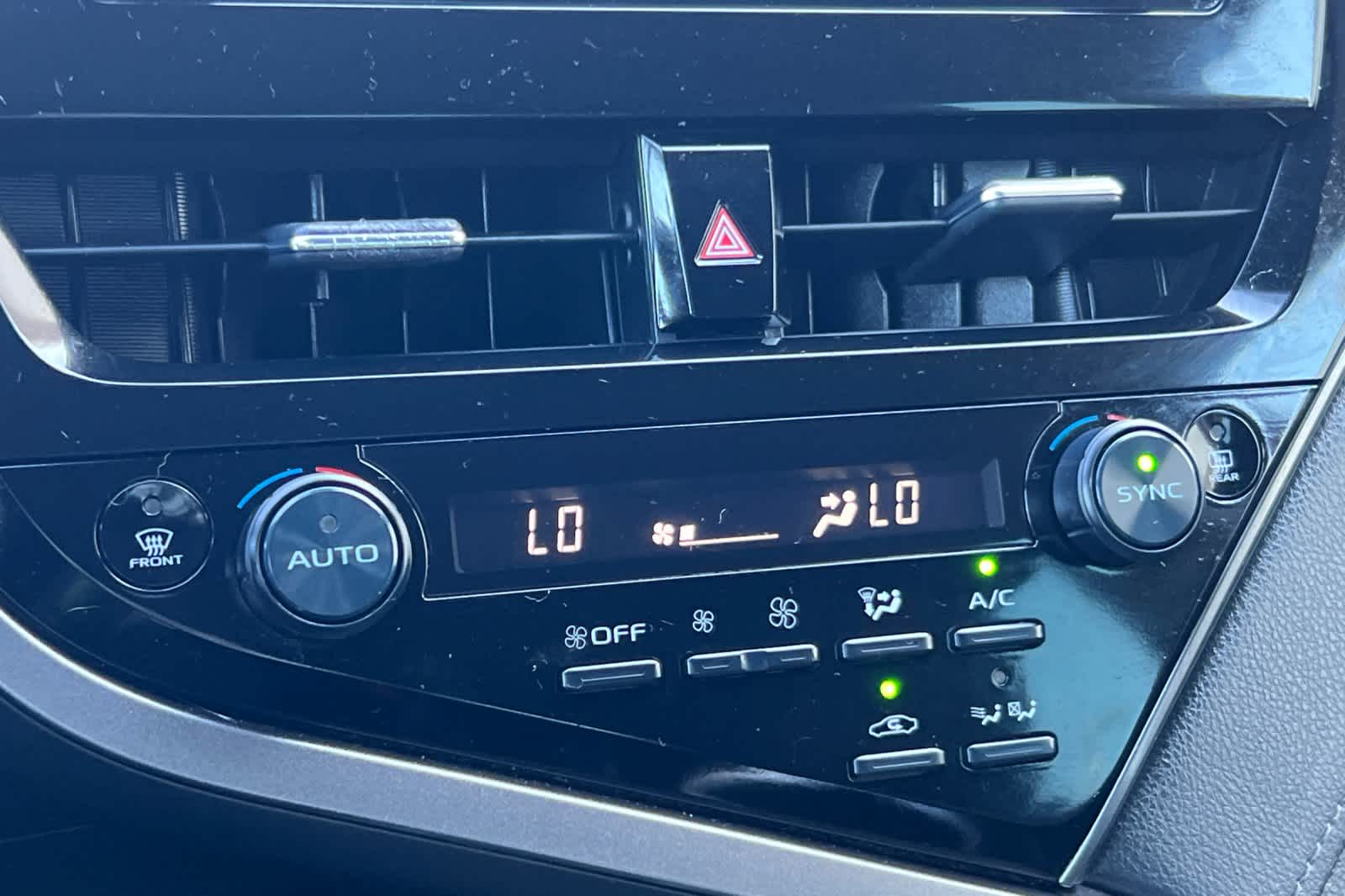 Thumbnail: 2021 Toyota Camry - 20