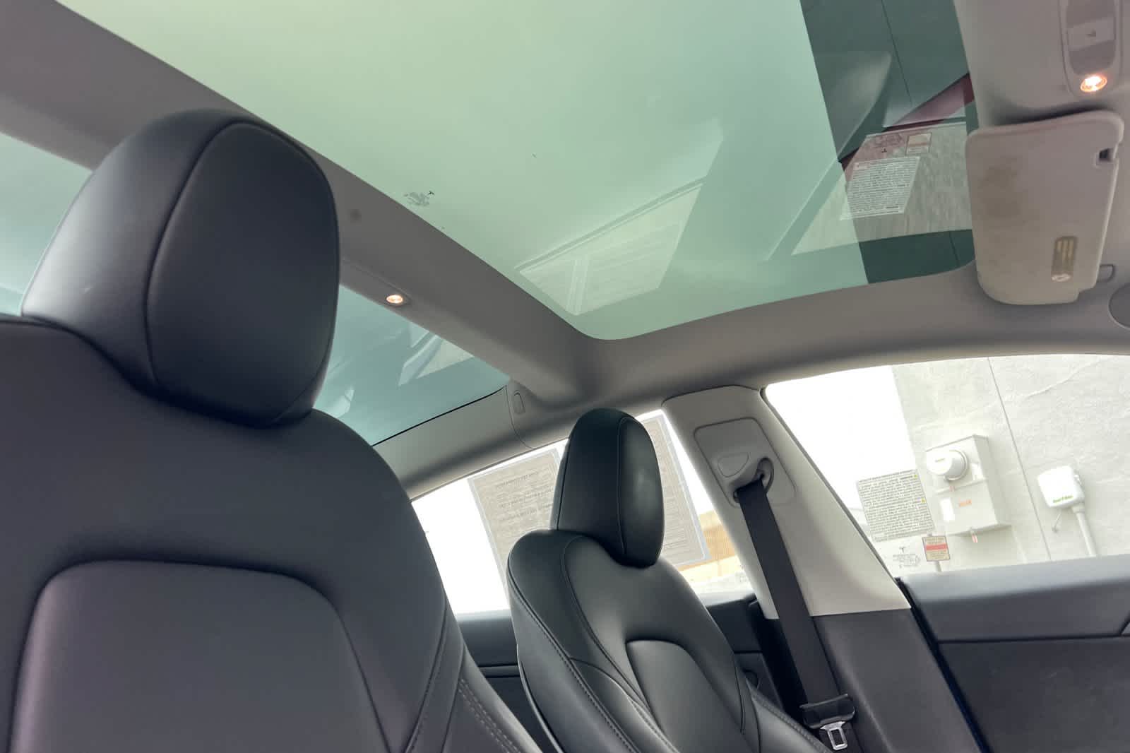 Thumbnail: 2023 Tesla Model 3 - 17