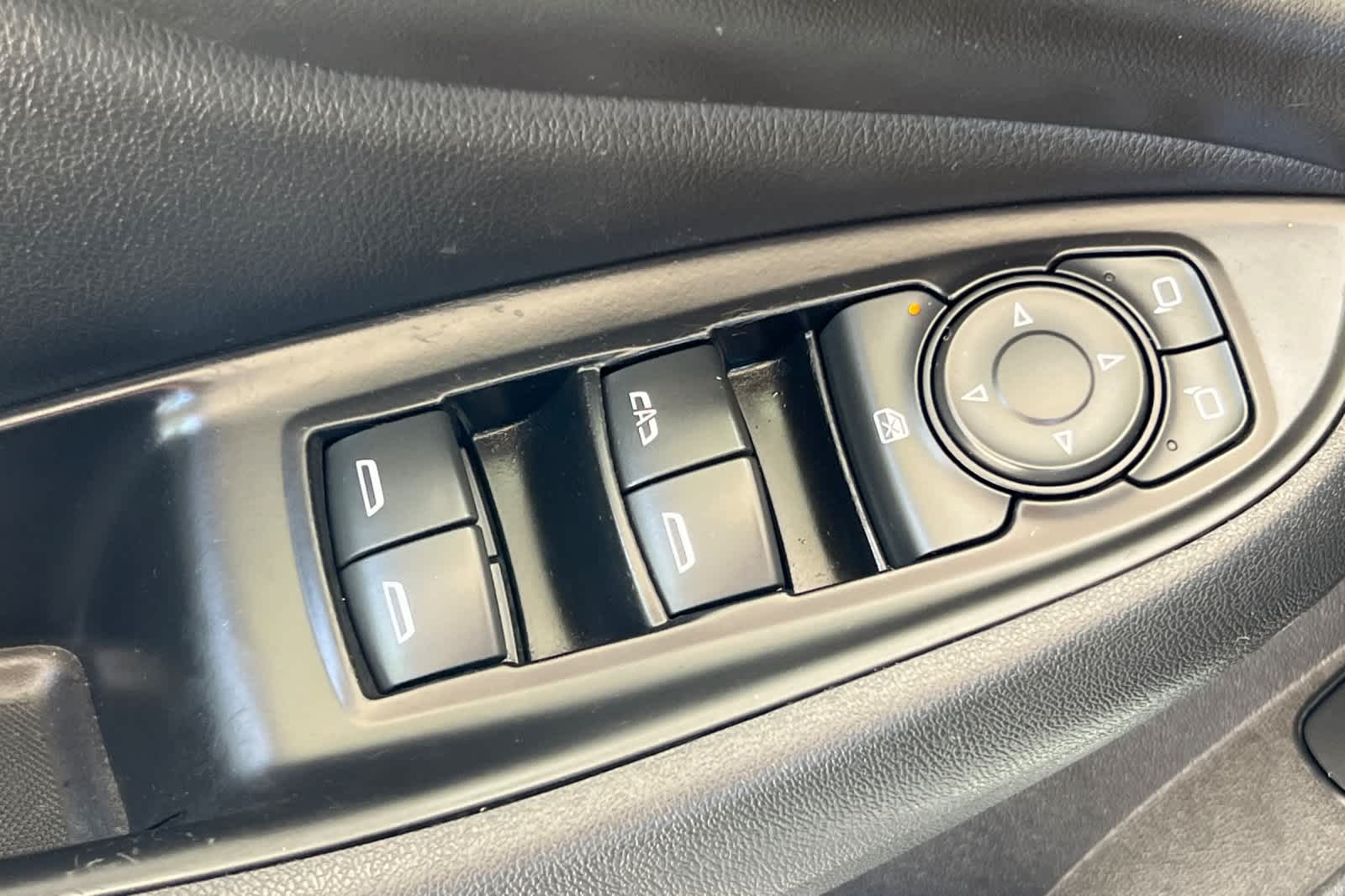 Thumbnail: 2018 Chevrolet Volt - 13