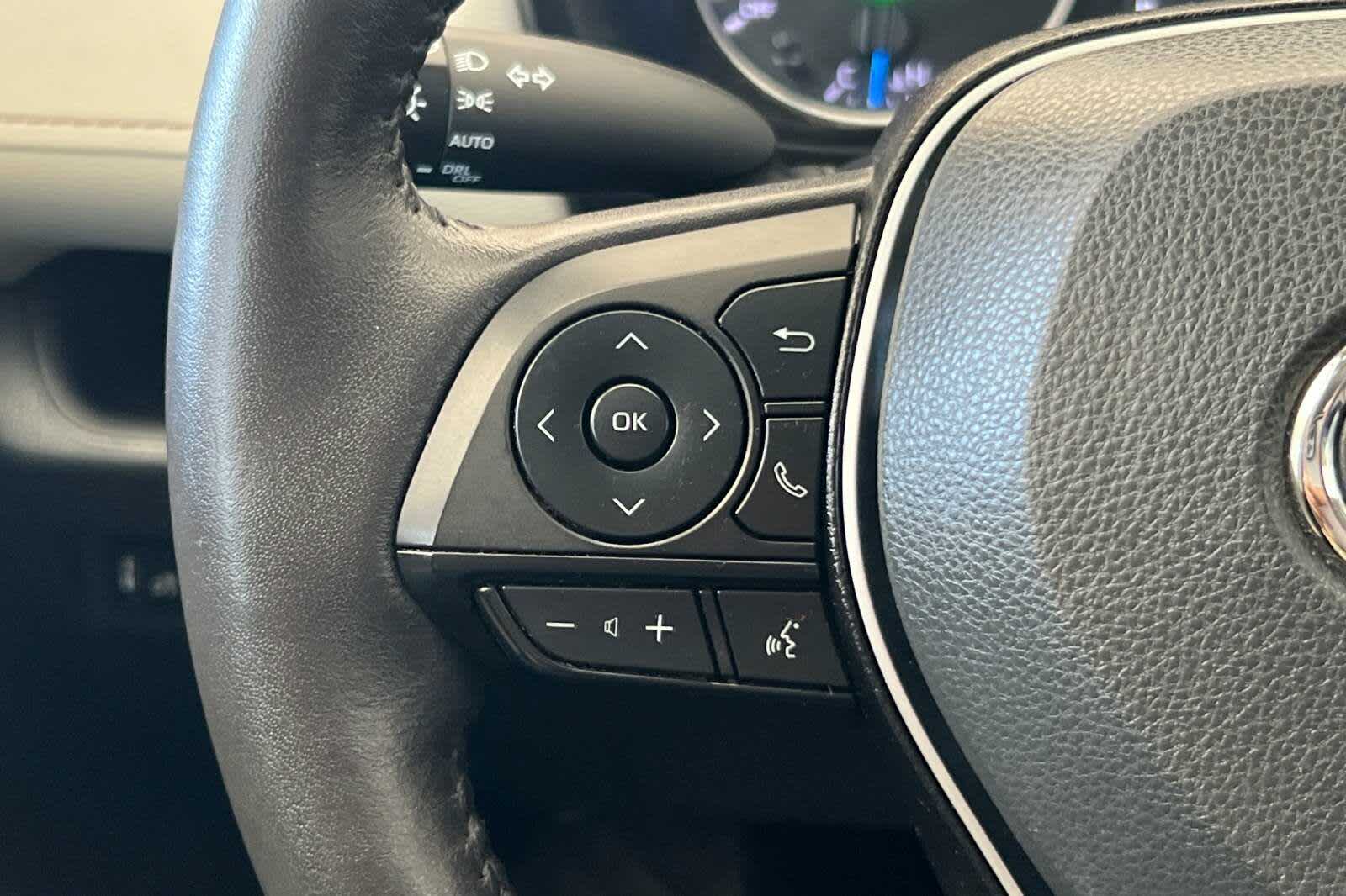Thumbnail: 2022 Toyota RAV4 - 26