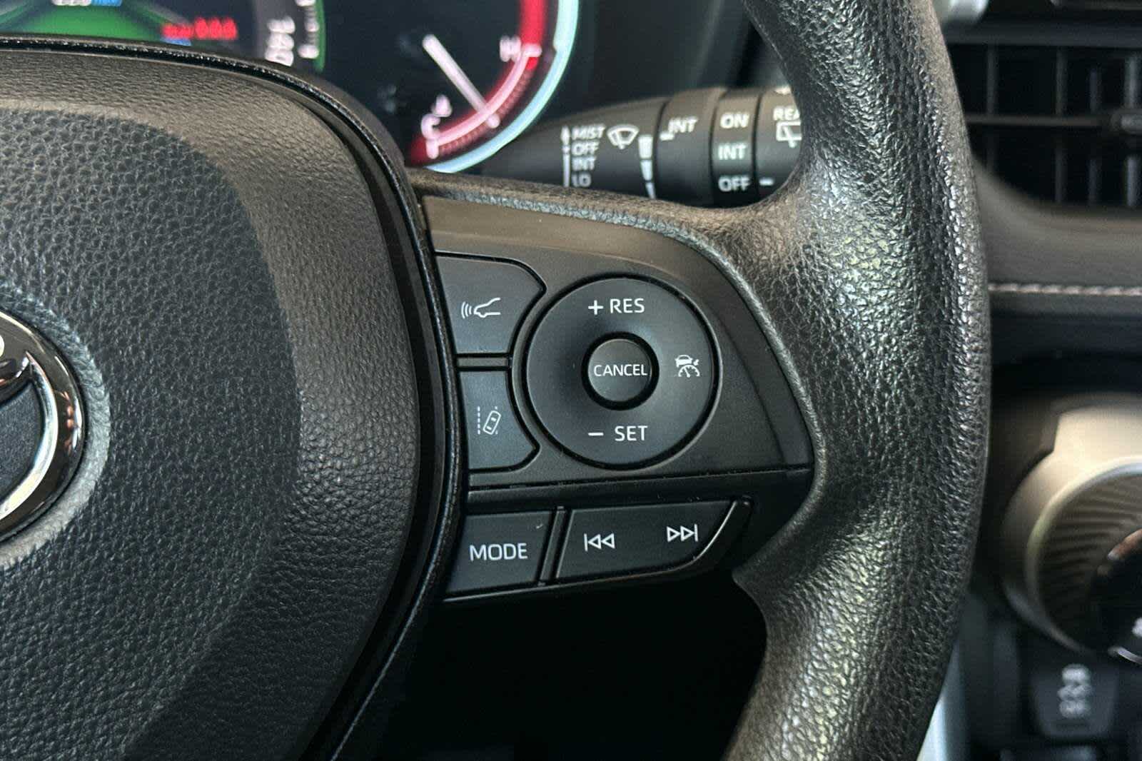 Thumbnail: 2024 Toyota RAV4 - 27